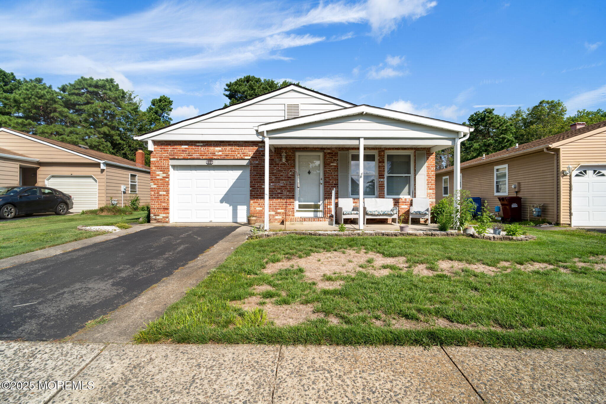 11 Selkirk Avenue