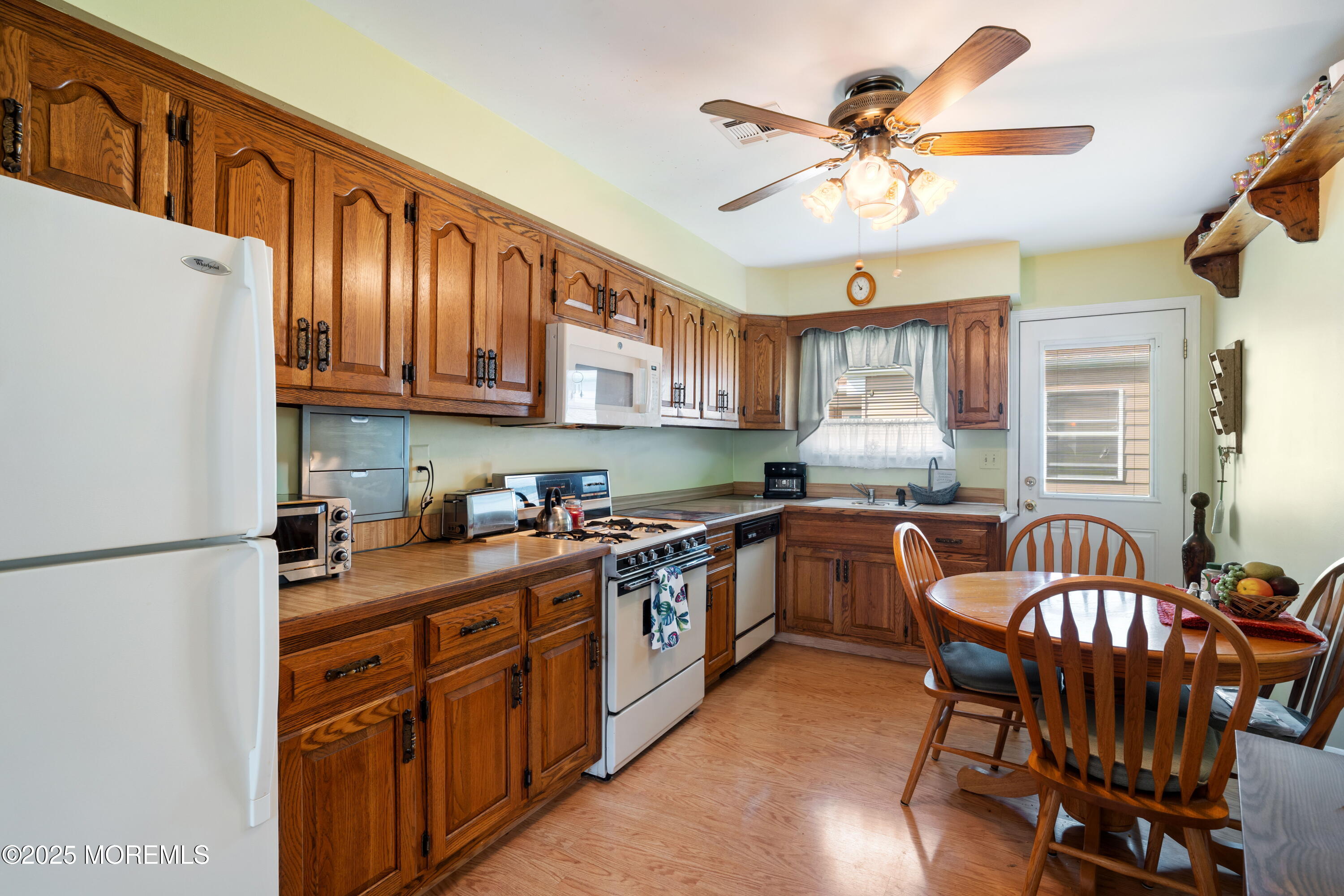 11 Selkirk Avenue