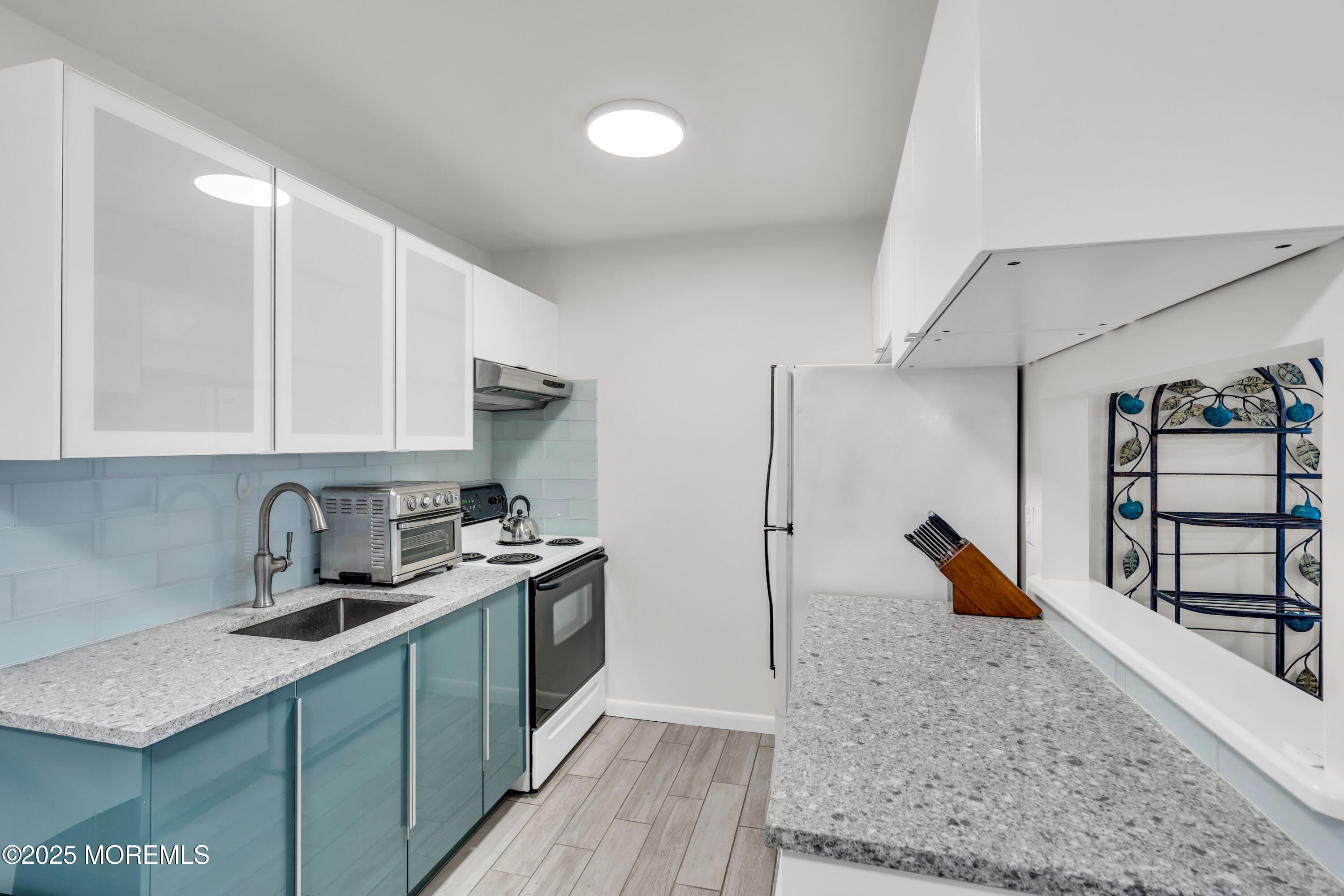 1492 Ocean Avenue, B4