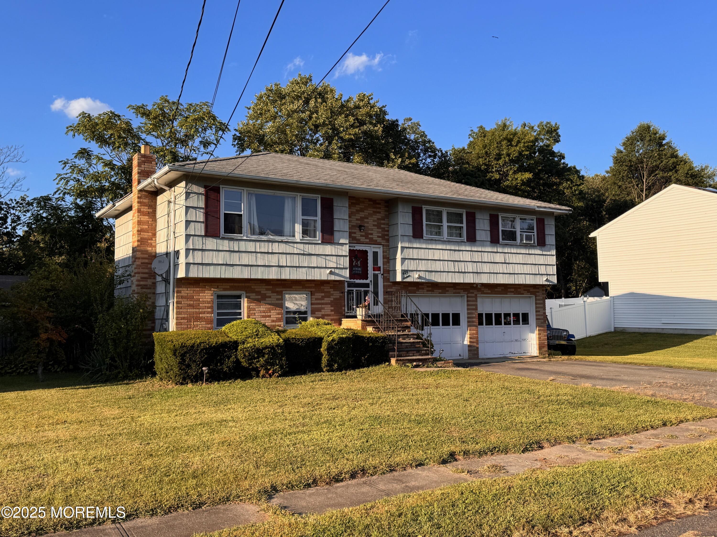 429 Lea Avenue