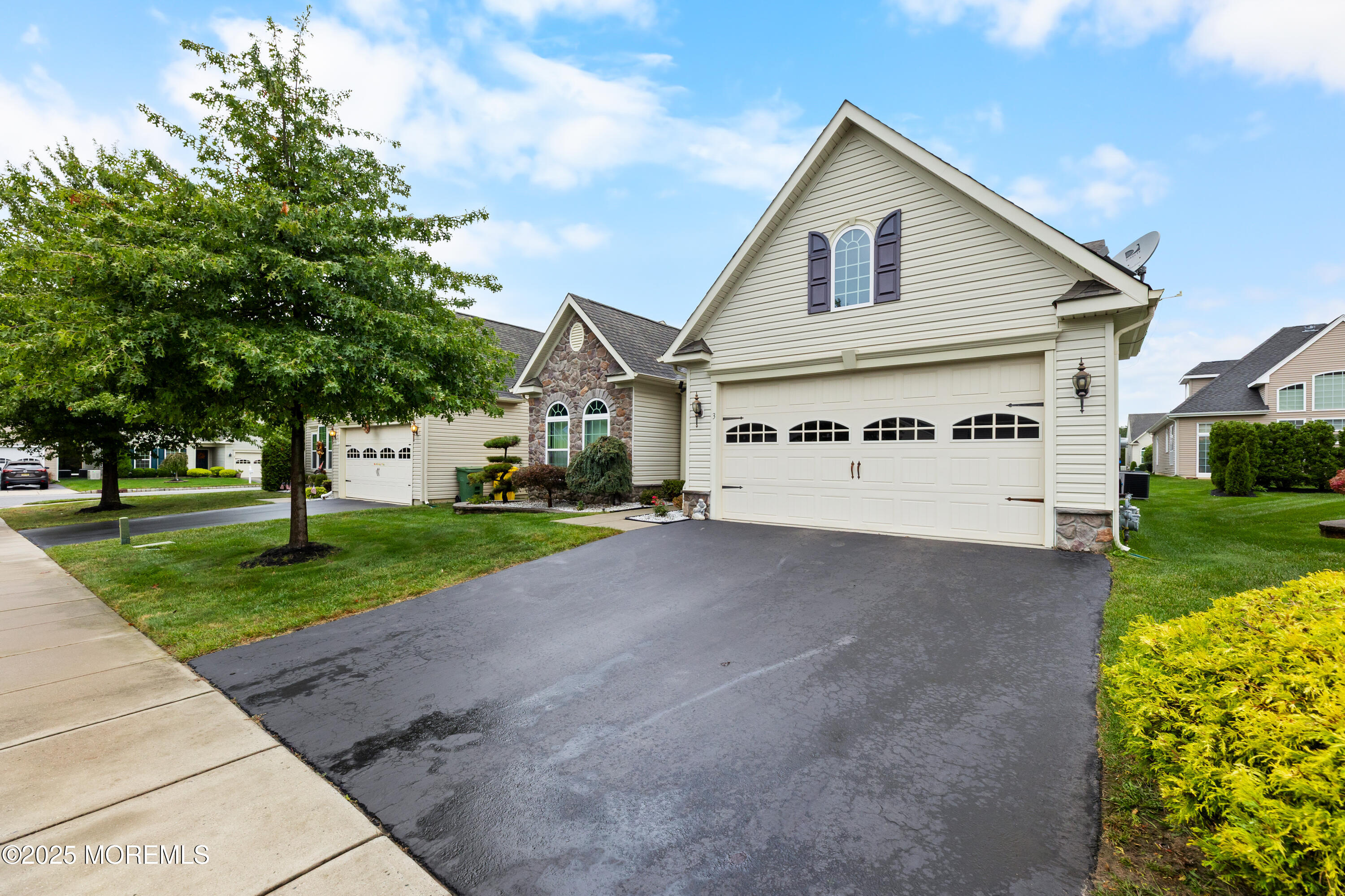 3 Eldorado Drive