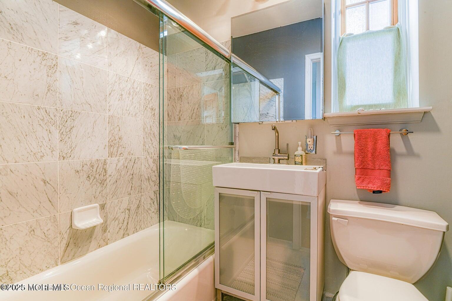 218 2nd Avenue, 303E