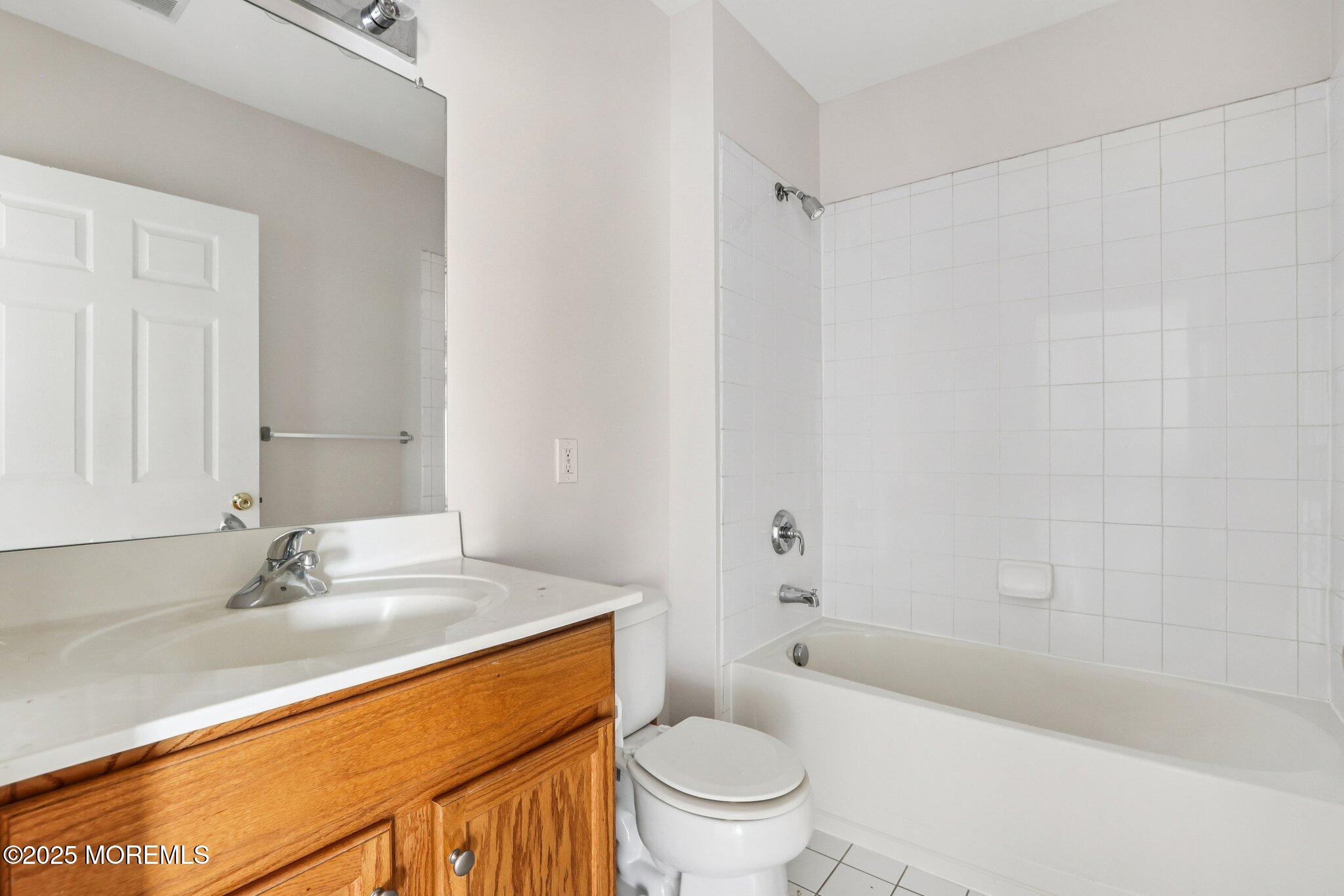 368 Rector Street, 421