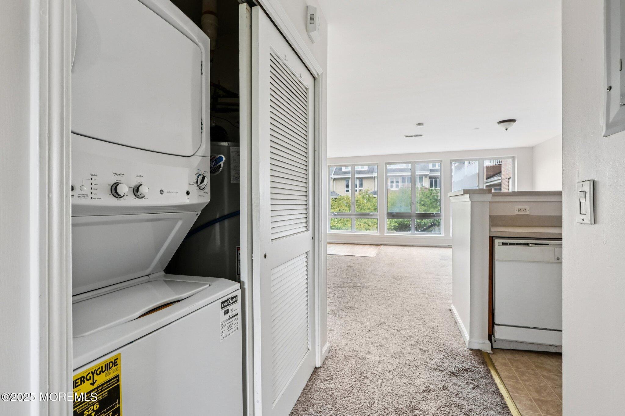 368 Rector Street, 421