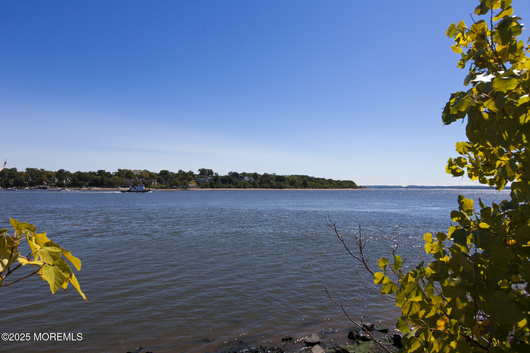 368 Rector Street, 421