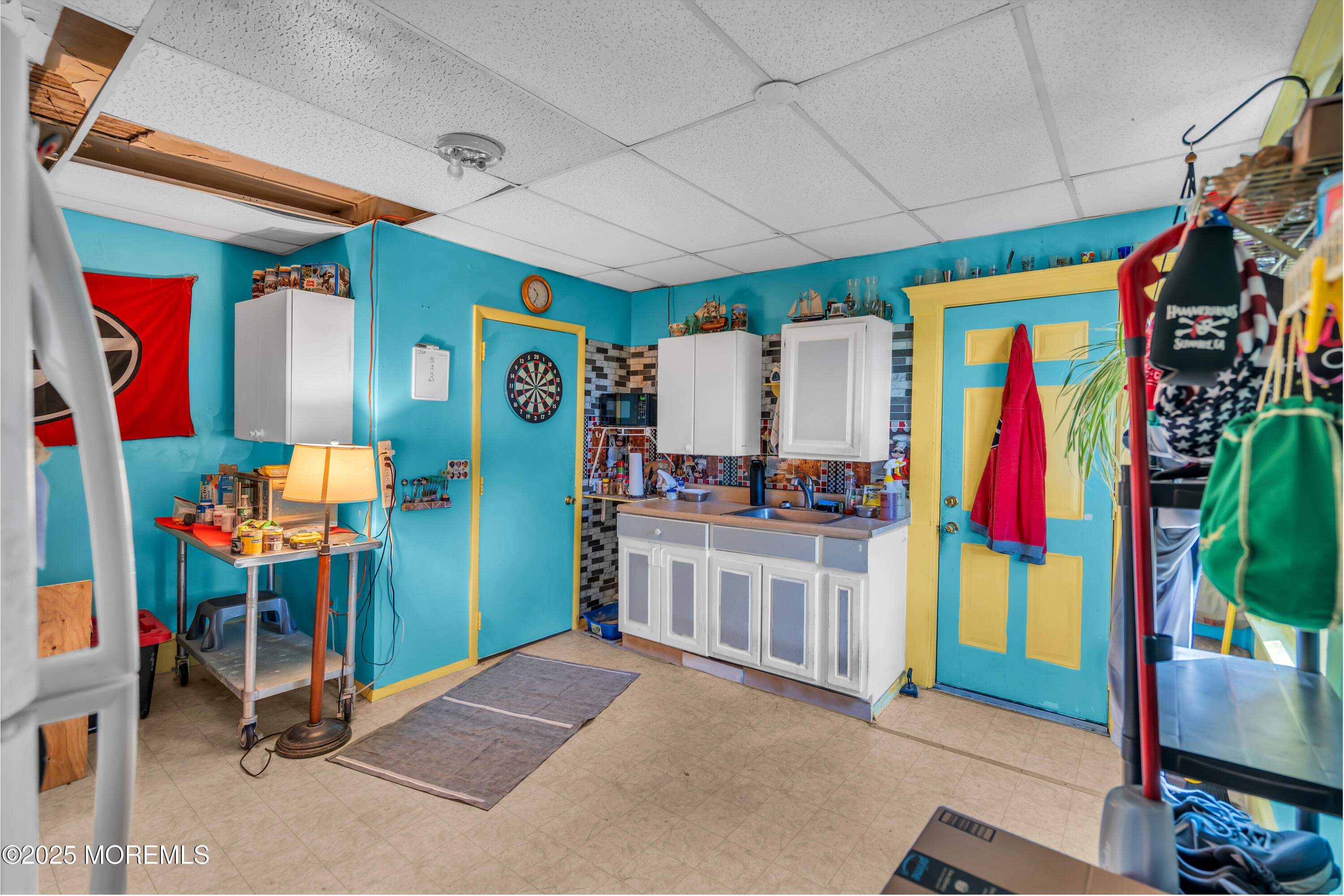 126 De Witt Avenue