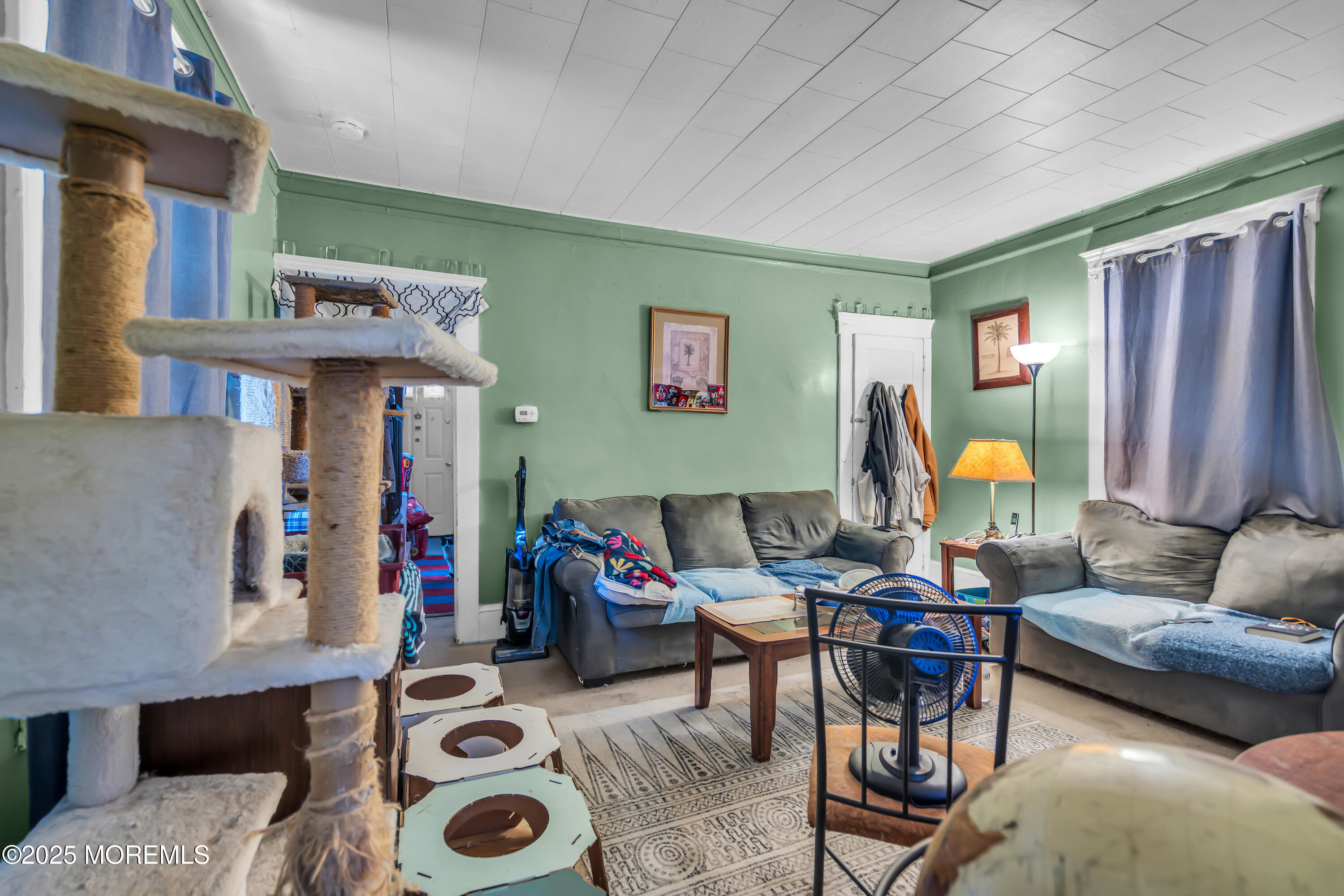 126 De Witt Avenue