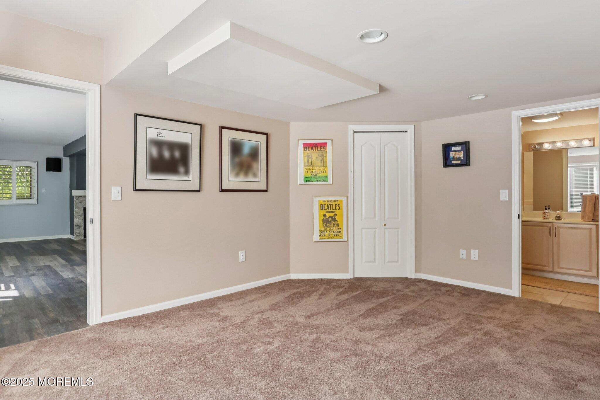 211 Pipers Landing Court