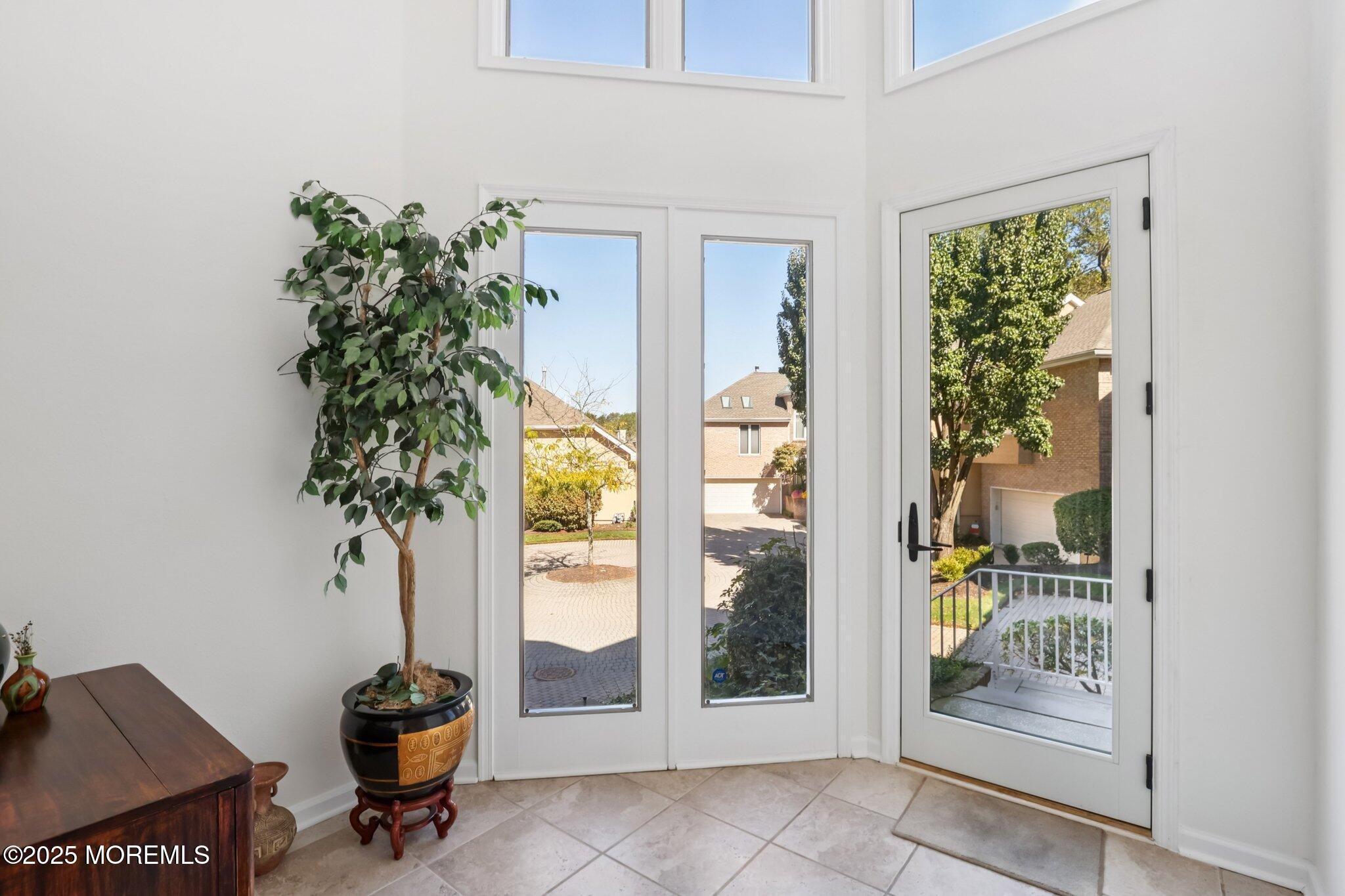 211 Pipers Landing Court