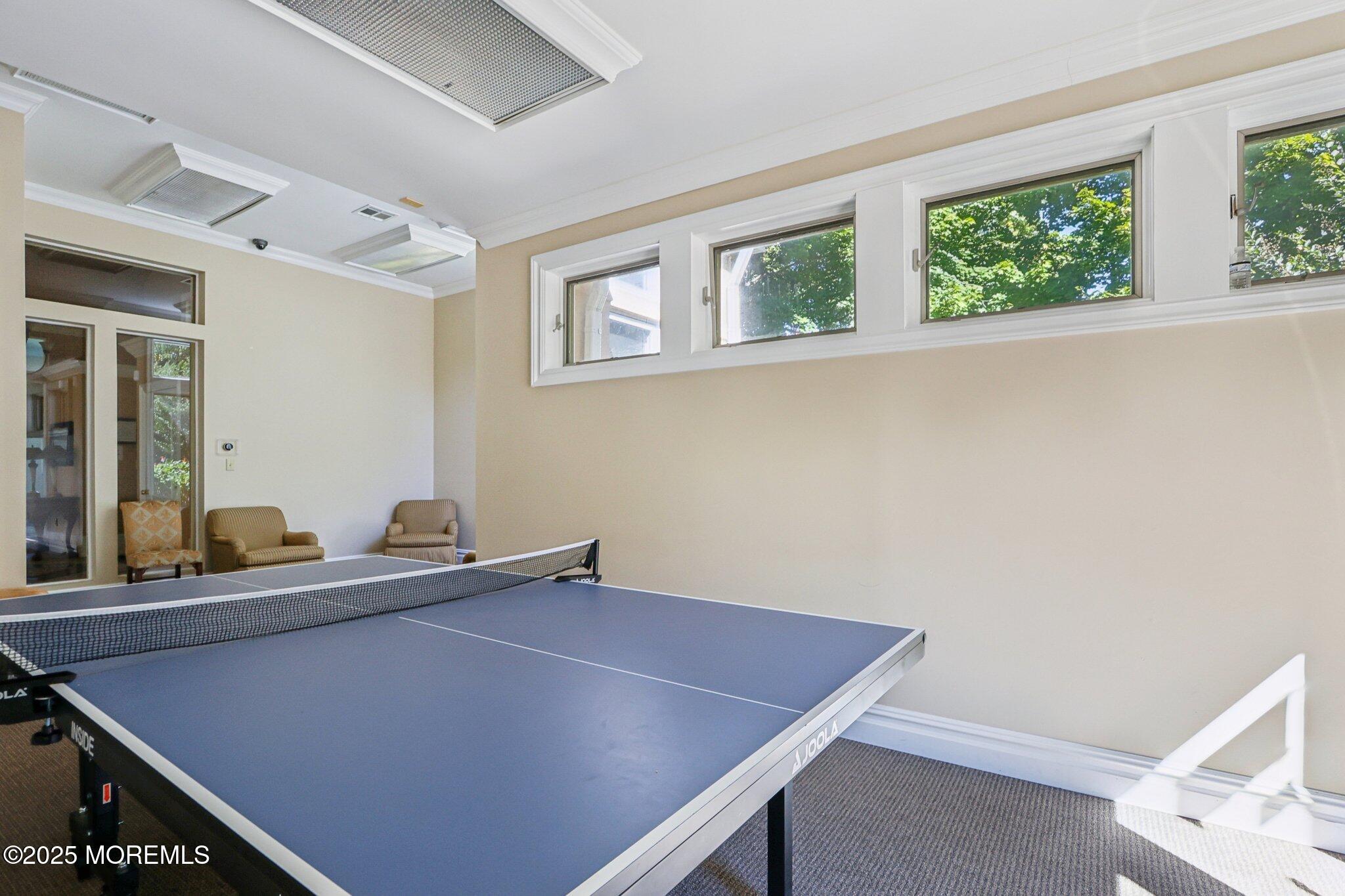 211 Pipers Landing Court