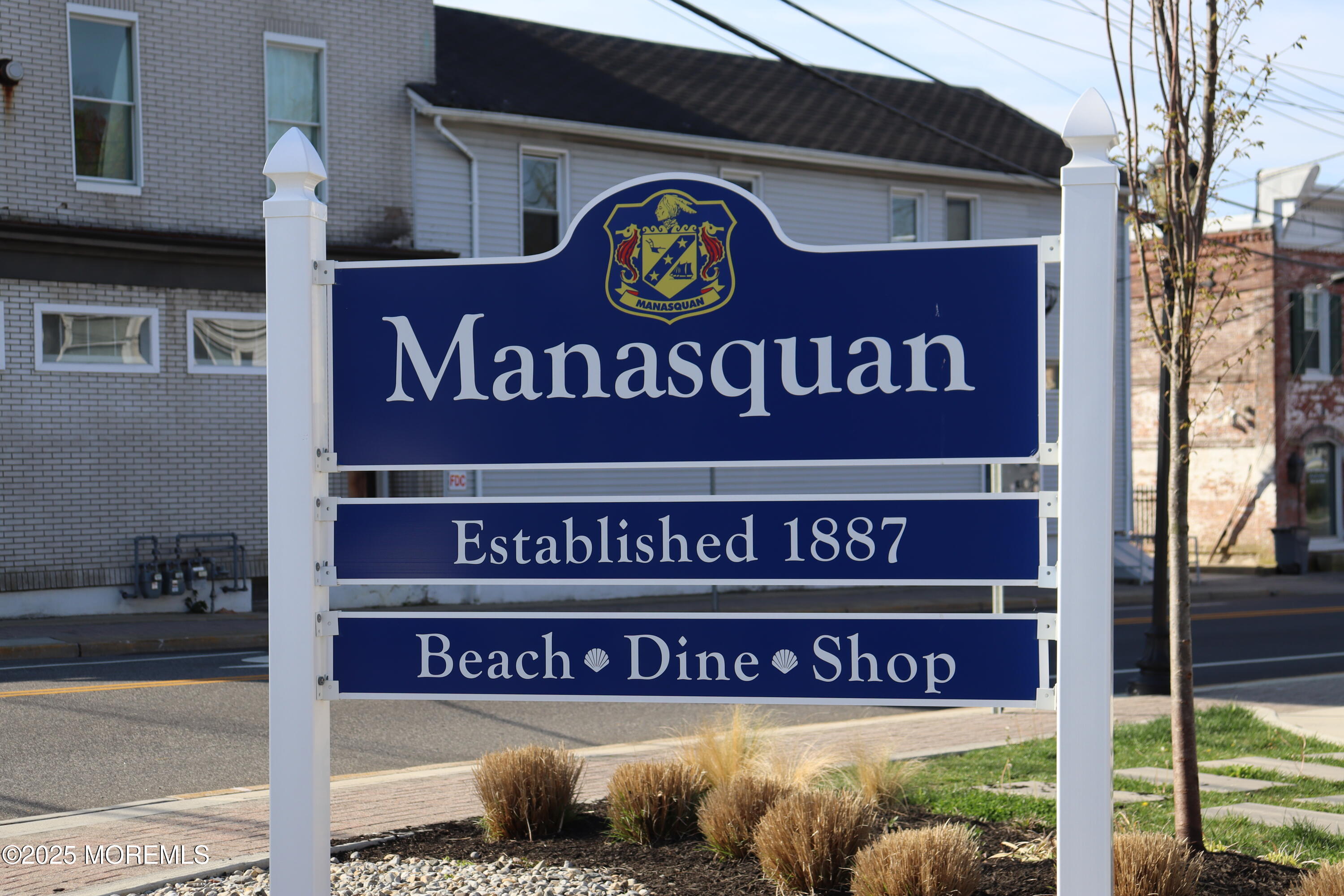 15 Ridge Avenue, Manasquan