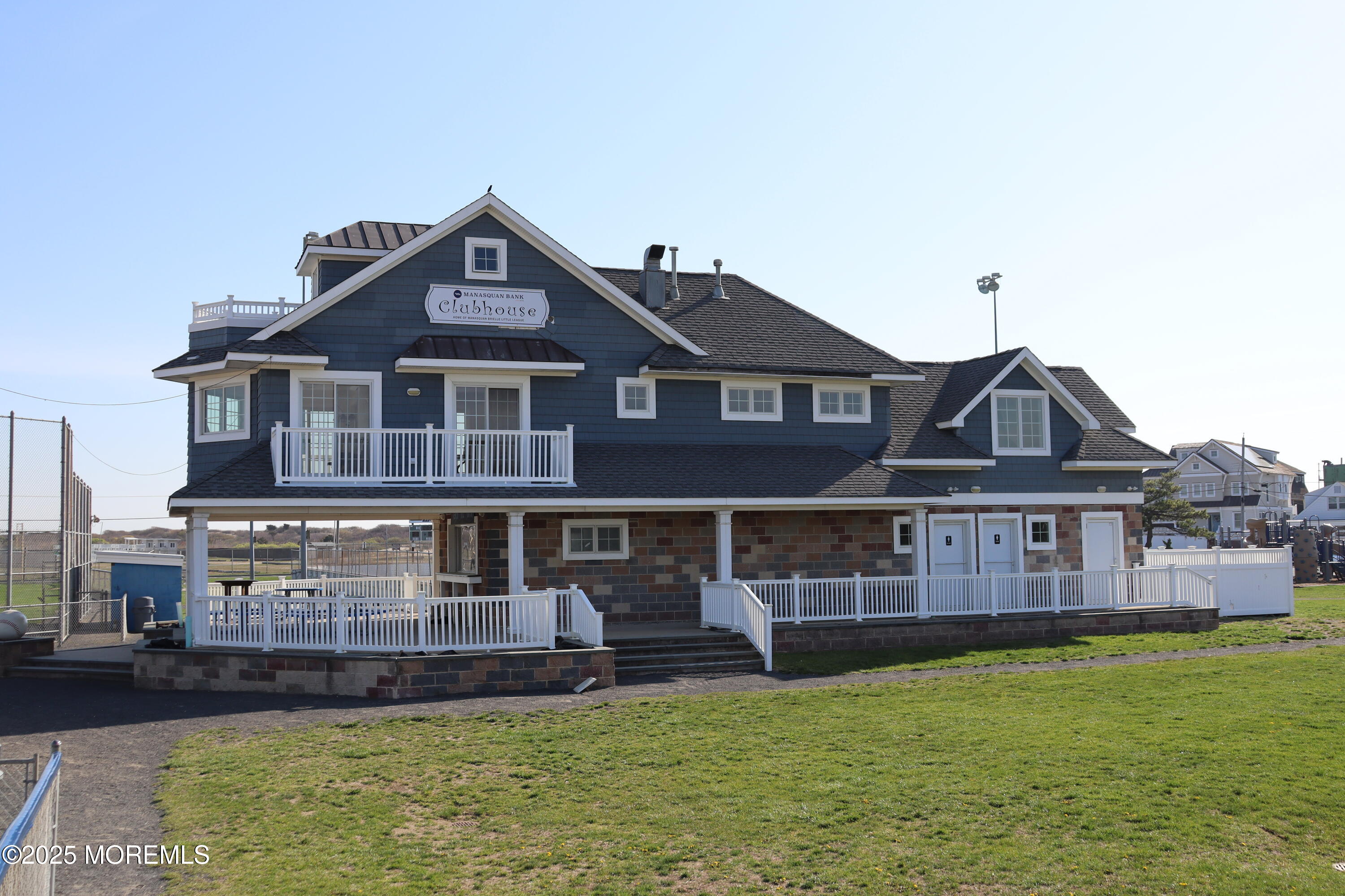 15 Ridge Avenue, Manasquan