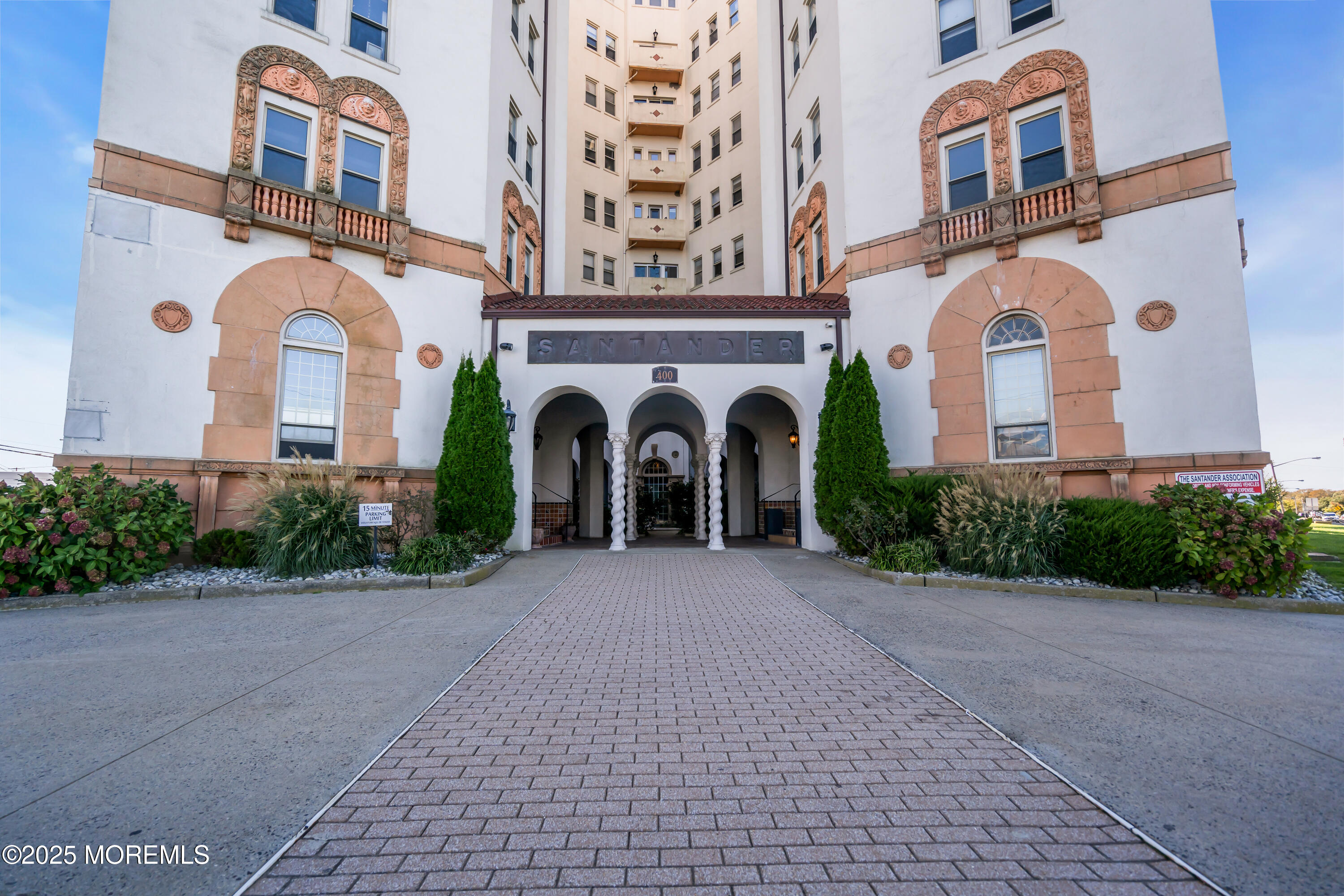 400 Deal Lake Drive, 4D, Asbury Park Unit: 4D