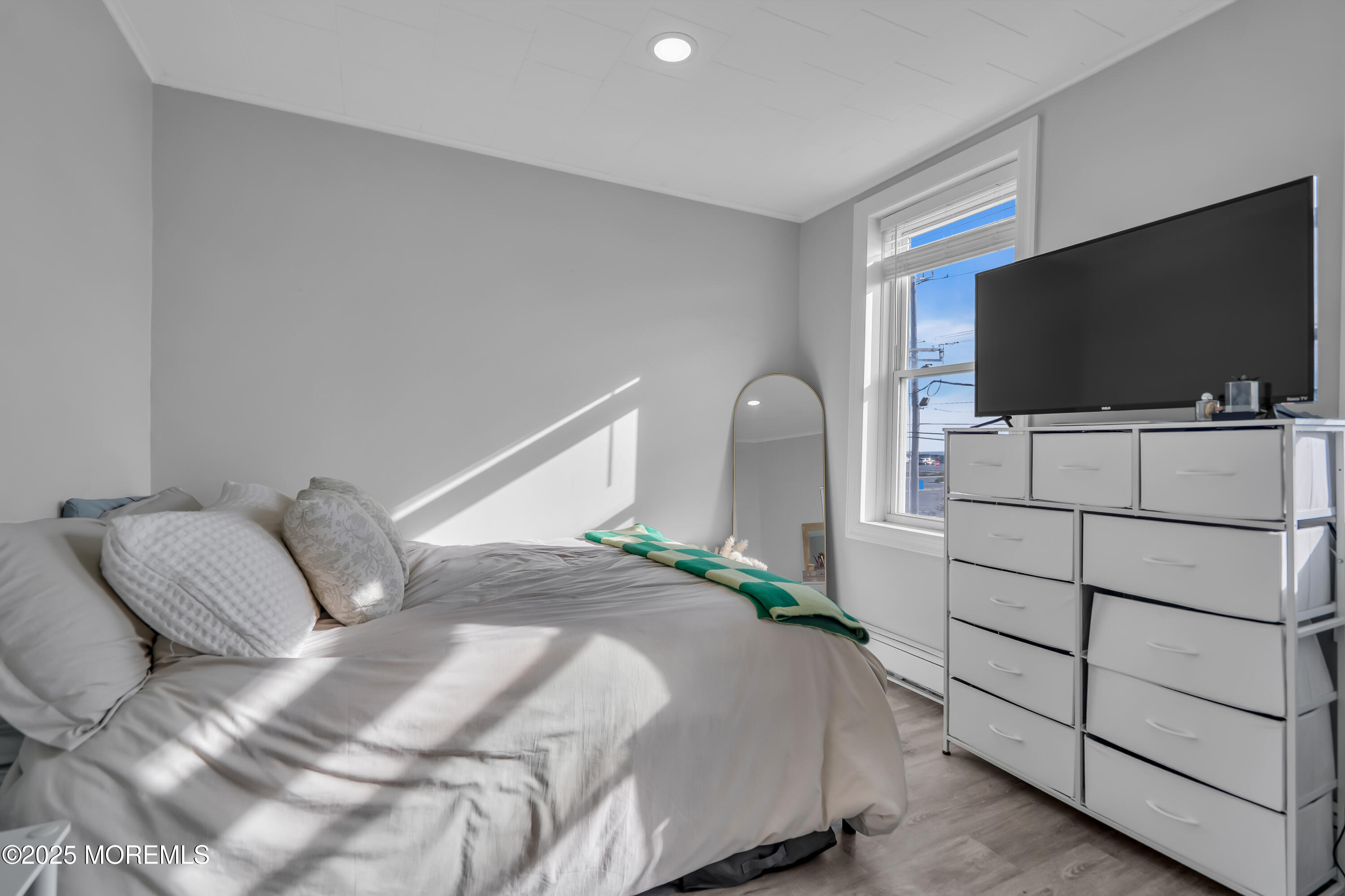 1076 Ocean Avenue, B, Sea Bright Unit: B