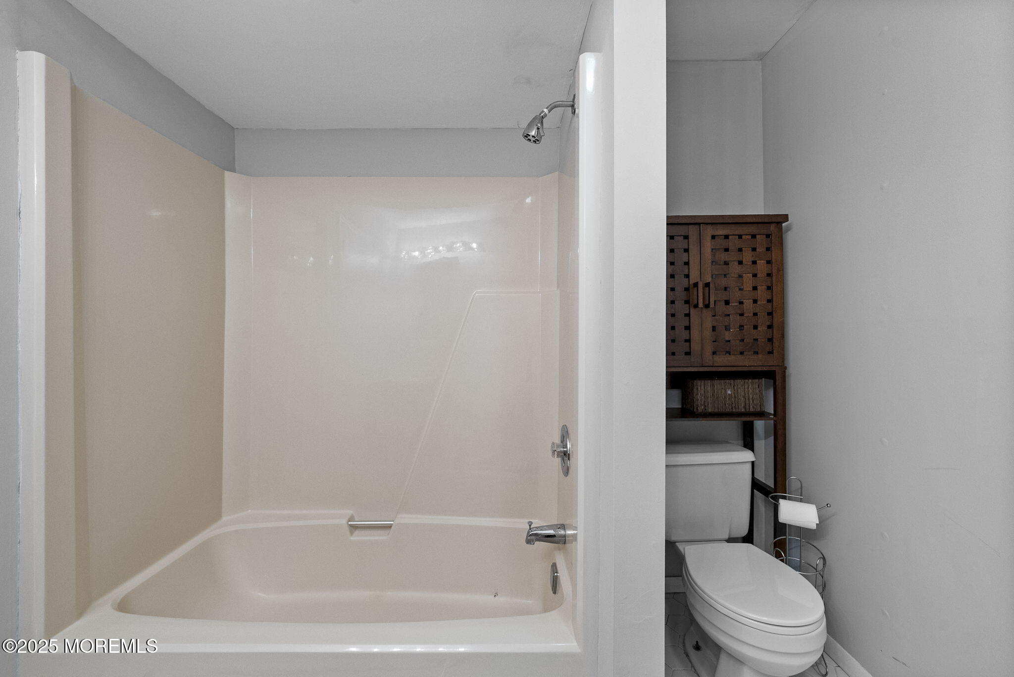 74 Lexington Circle, Matawan