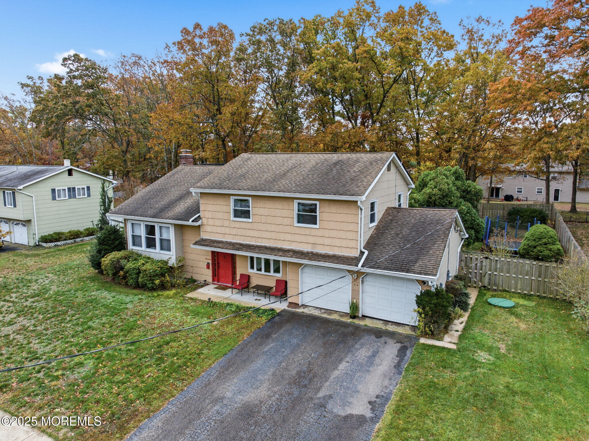 17 Sugarbush Road