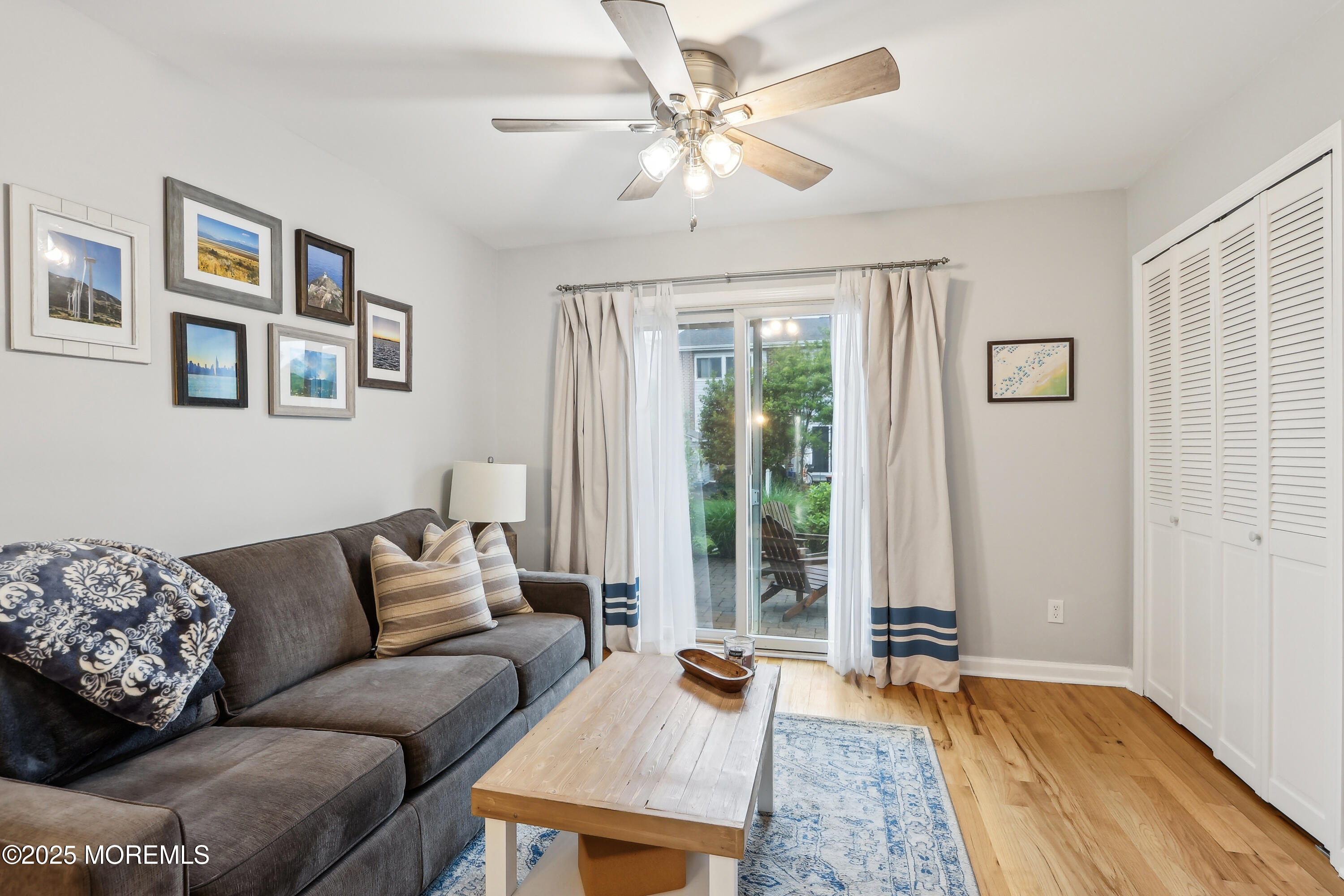 25 Meadow Avenue, 30