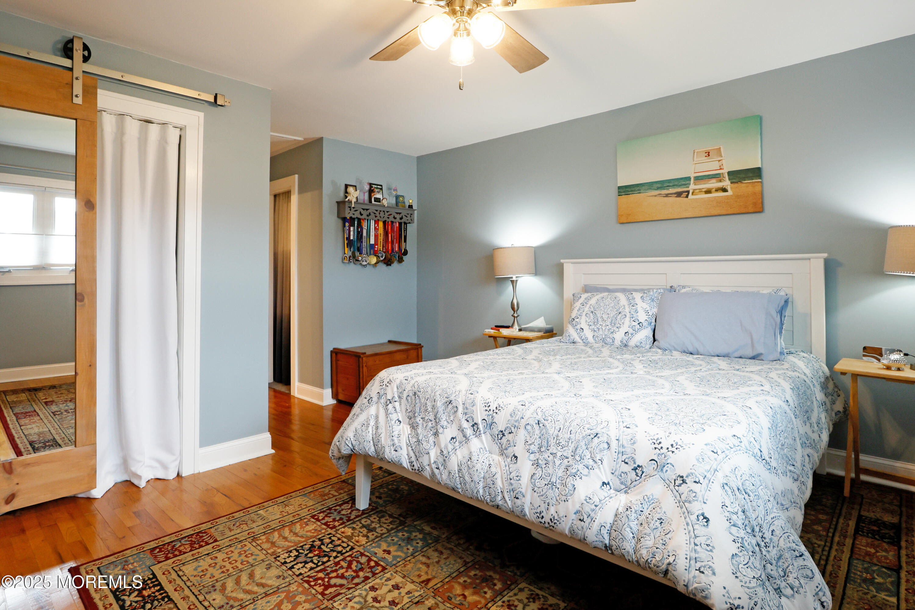 25 Meadow Avenue, 30