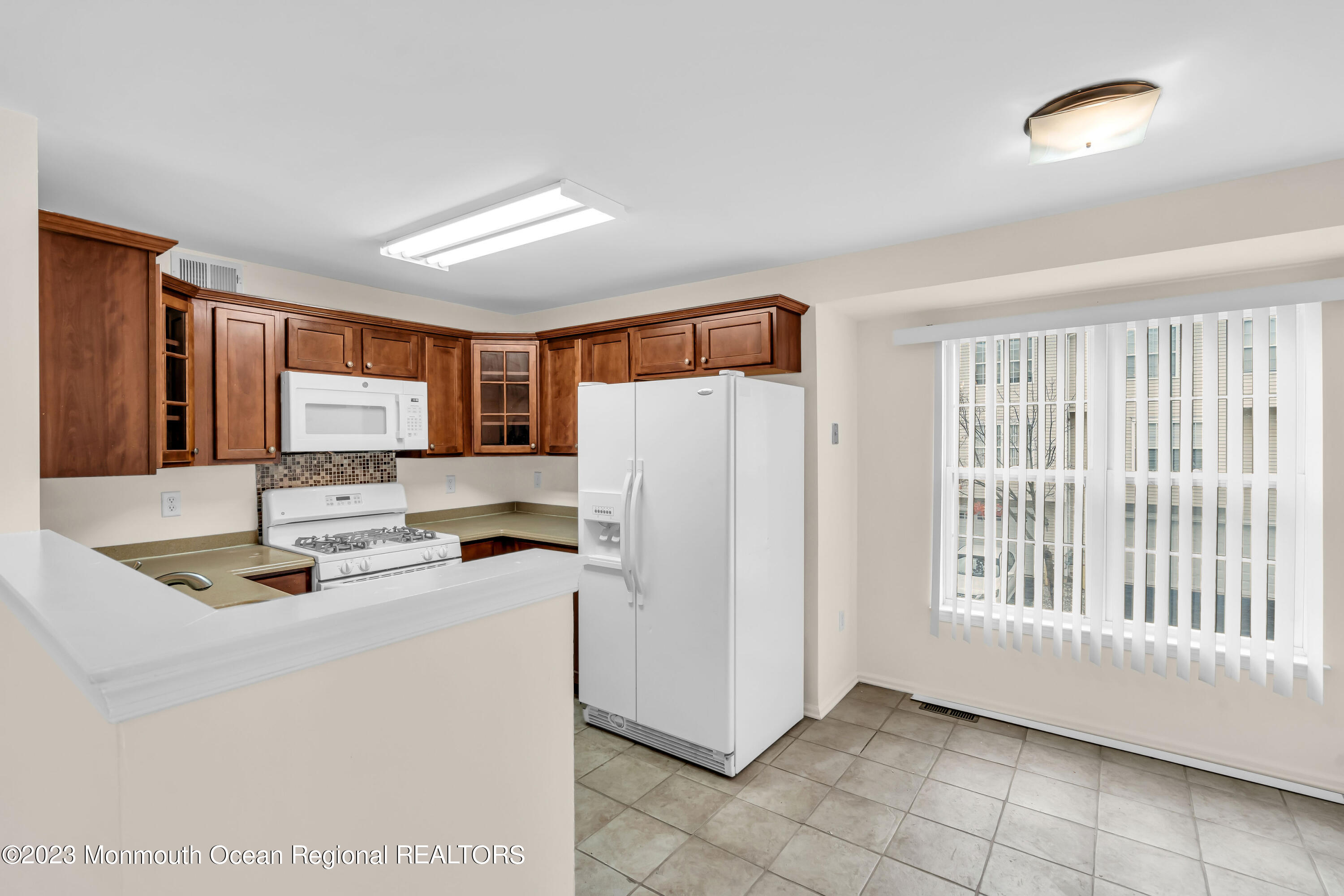 11 Kosmoski Terrace 106