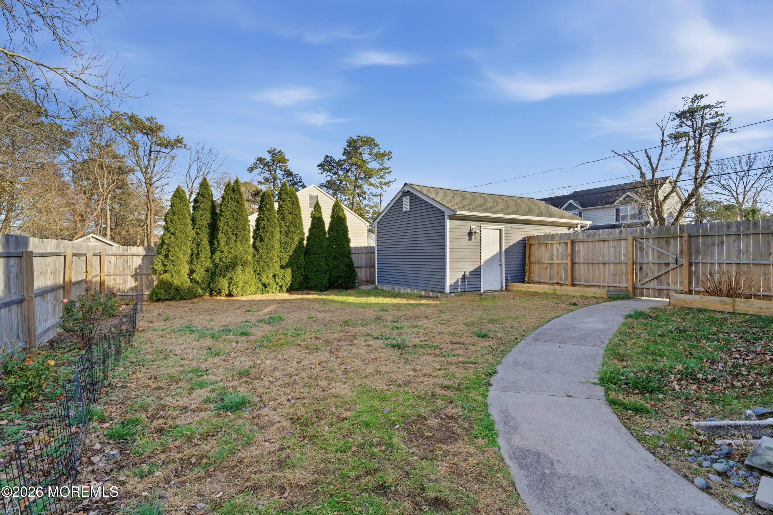 1101 Lawrence Avenue