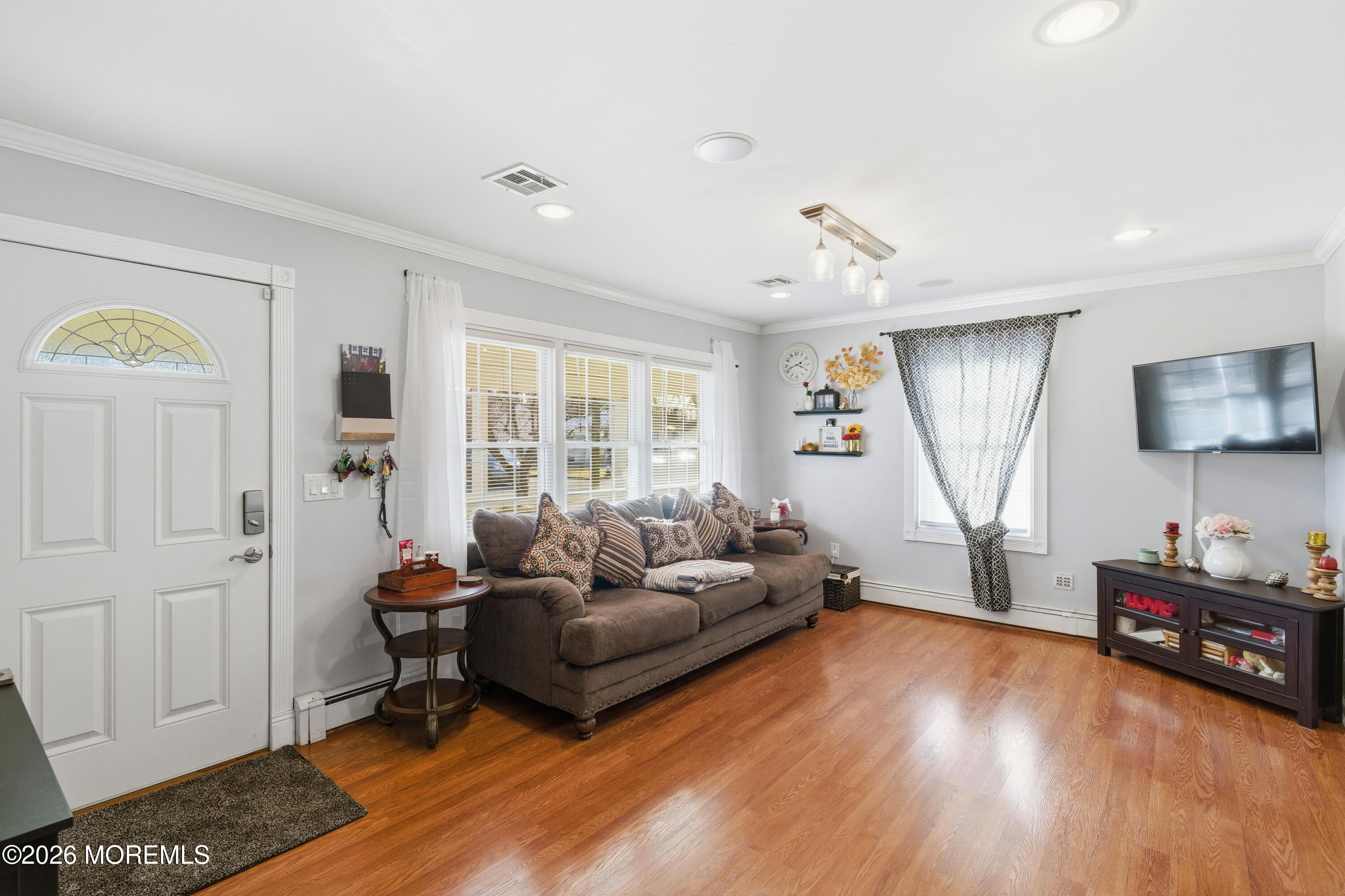 1101 Lawrence Avenue