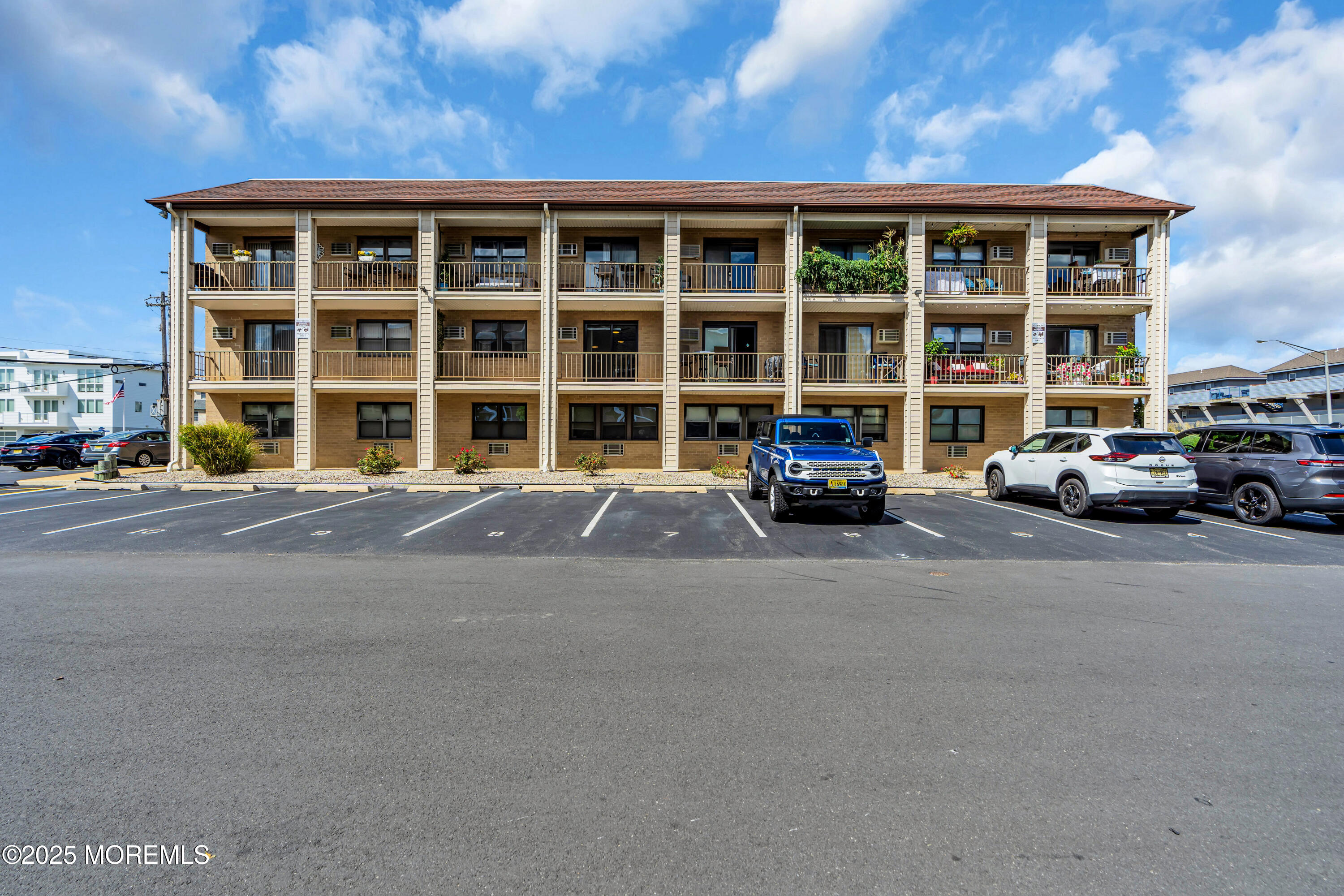 1492 Ocean Avenue B4