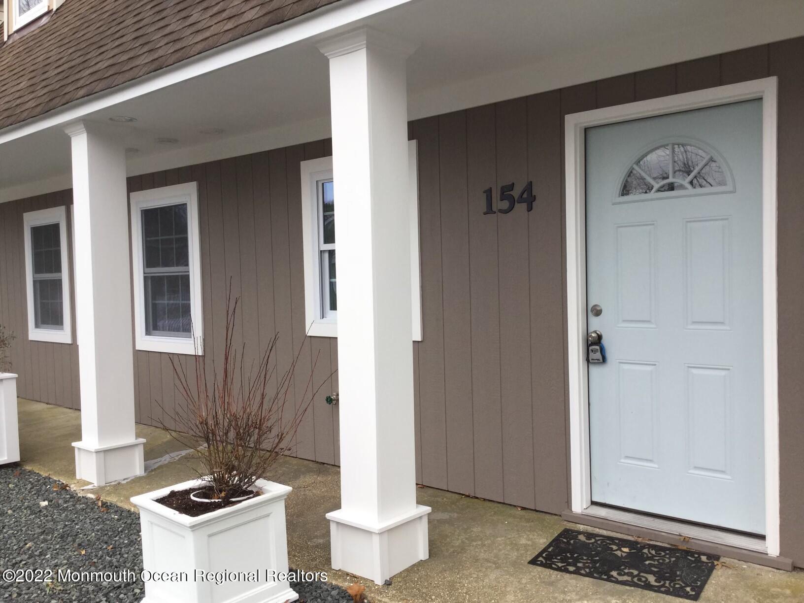 154 Vansant Avenue Apt. 3