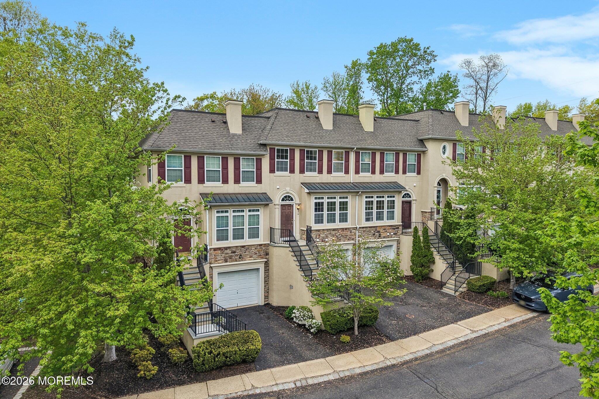 14 W Aspen Way