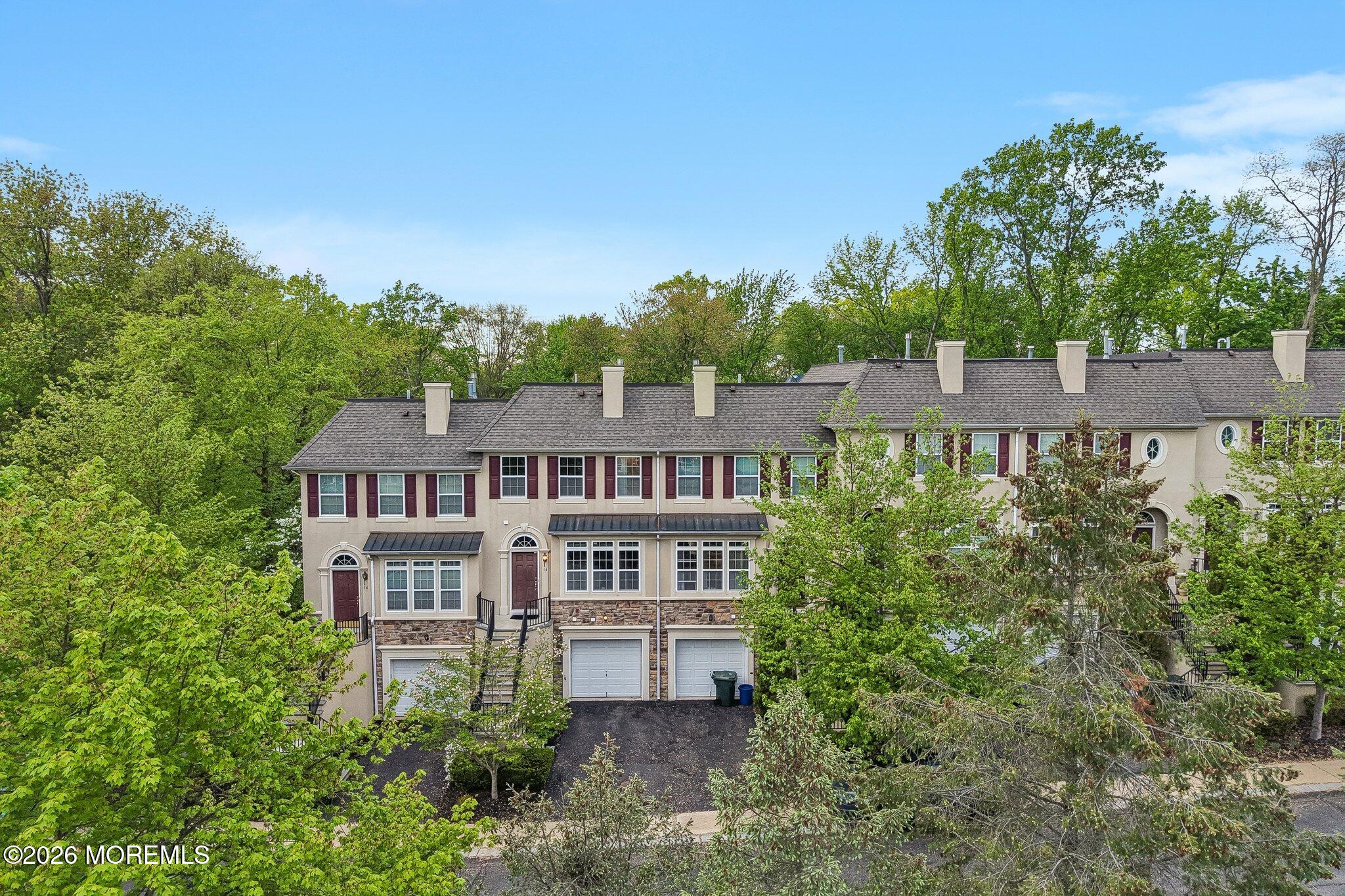 14 W Aspen Way