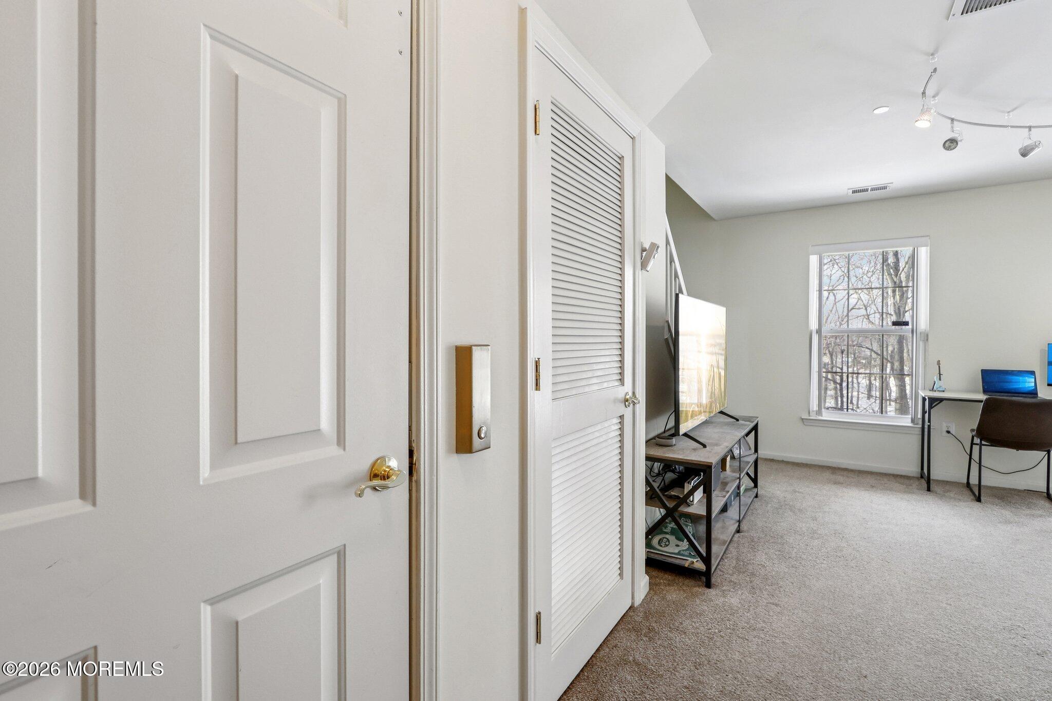 14 W Aspen Way