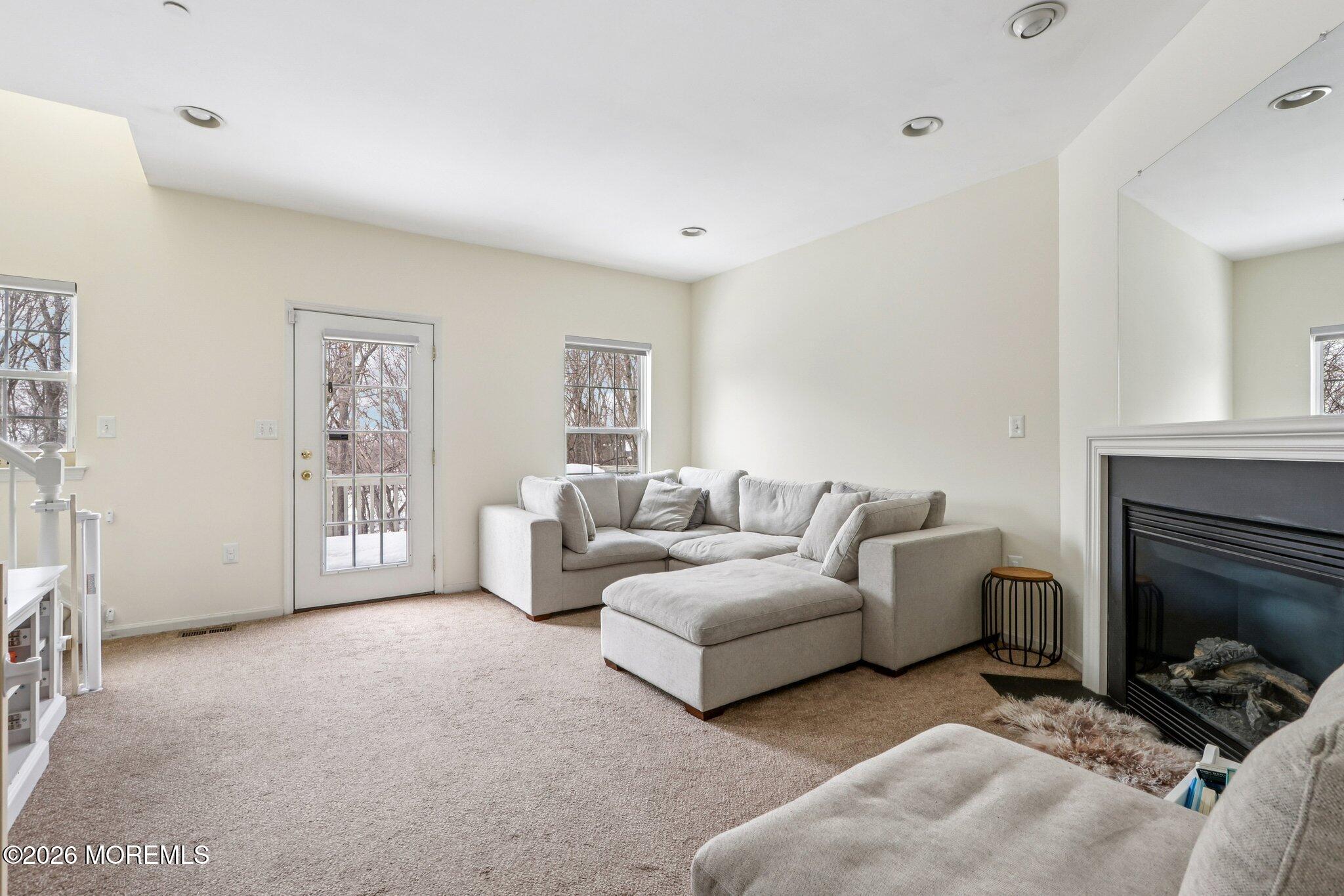 14 W Aspen Way
