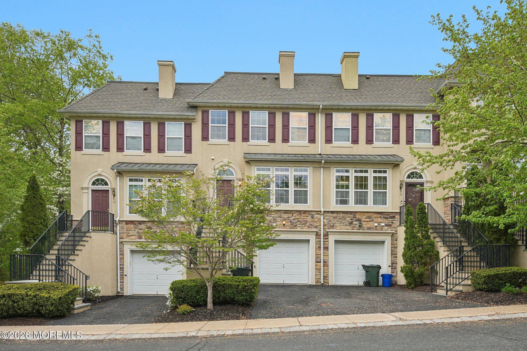 14 W Aspen Way