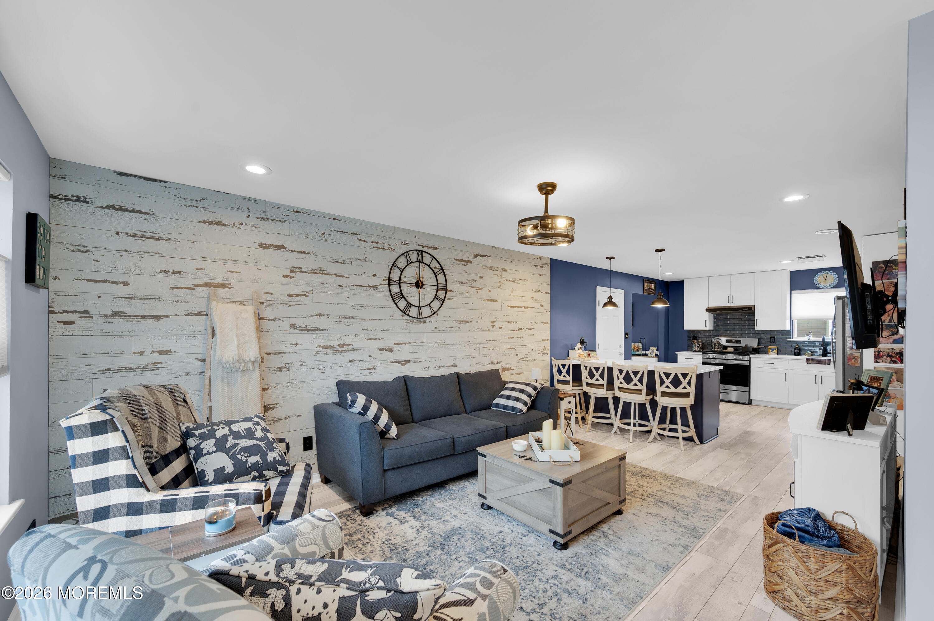 67 Farnworth Close 1000