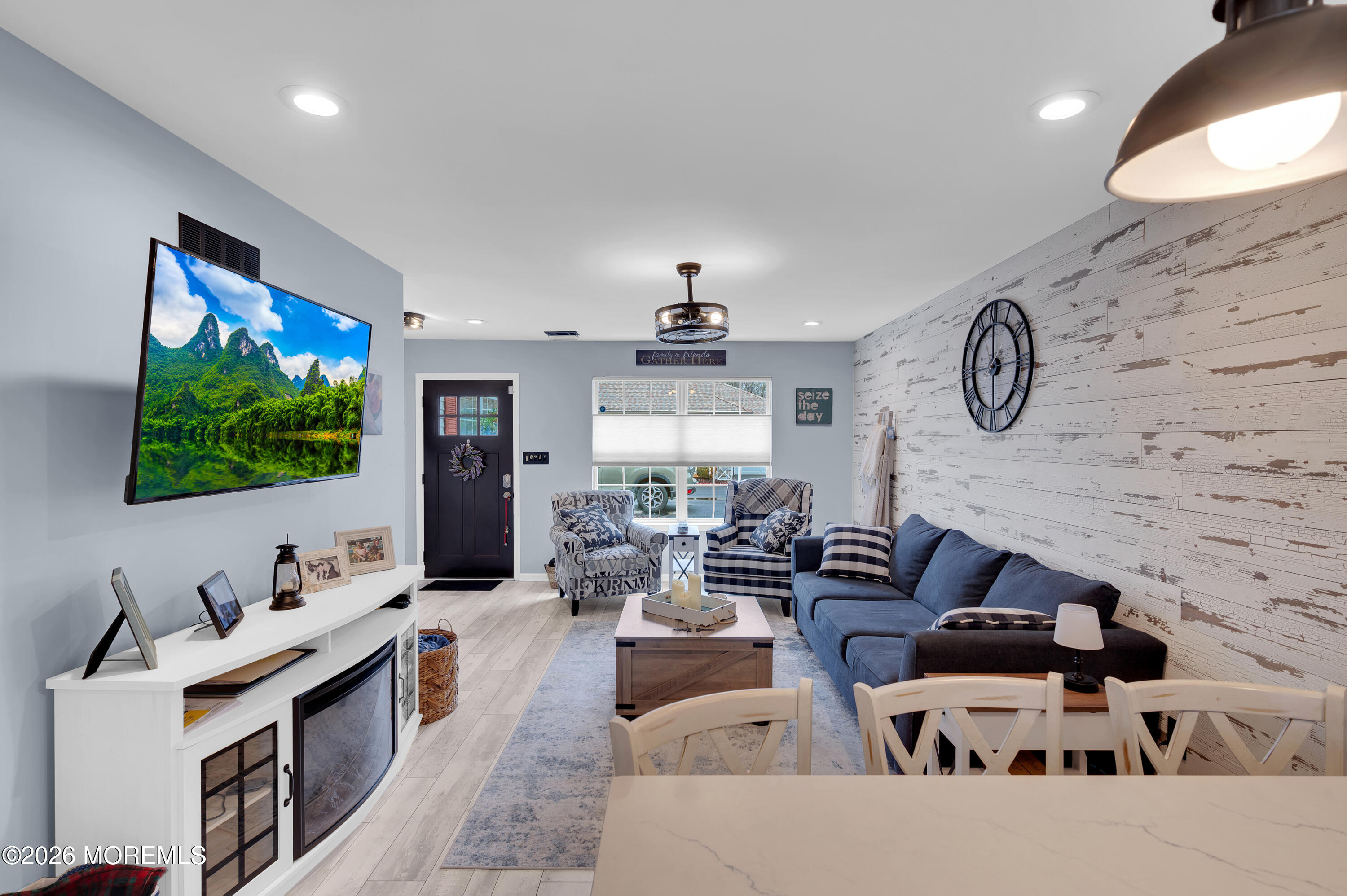 67 Farnworth Close 1000