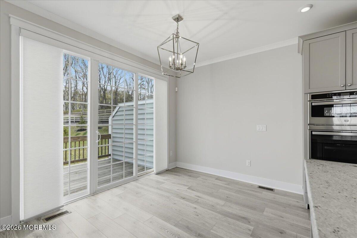 3443 Glen Oaks Lane