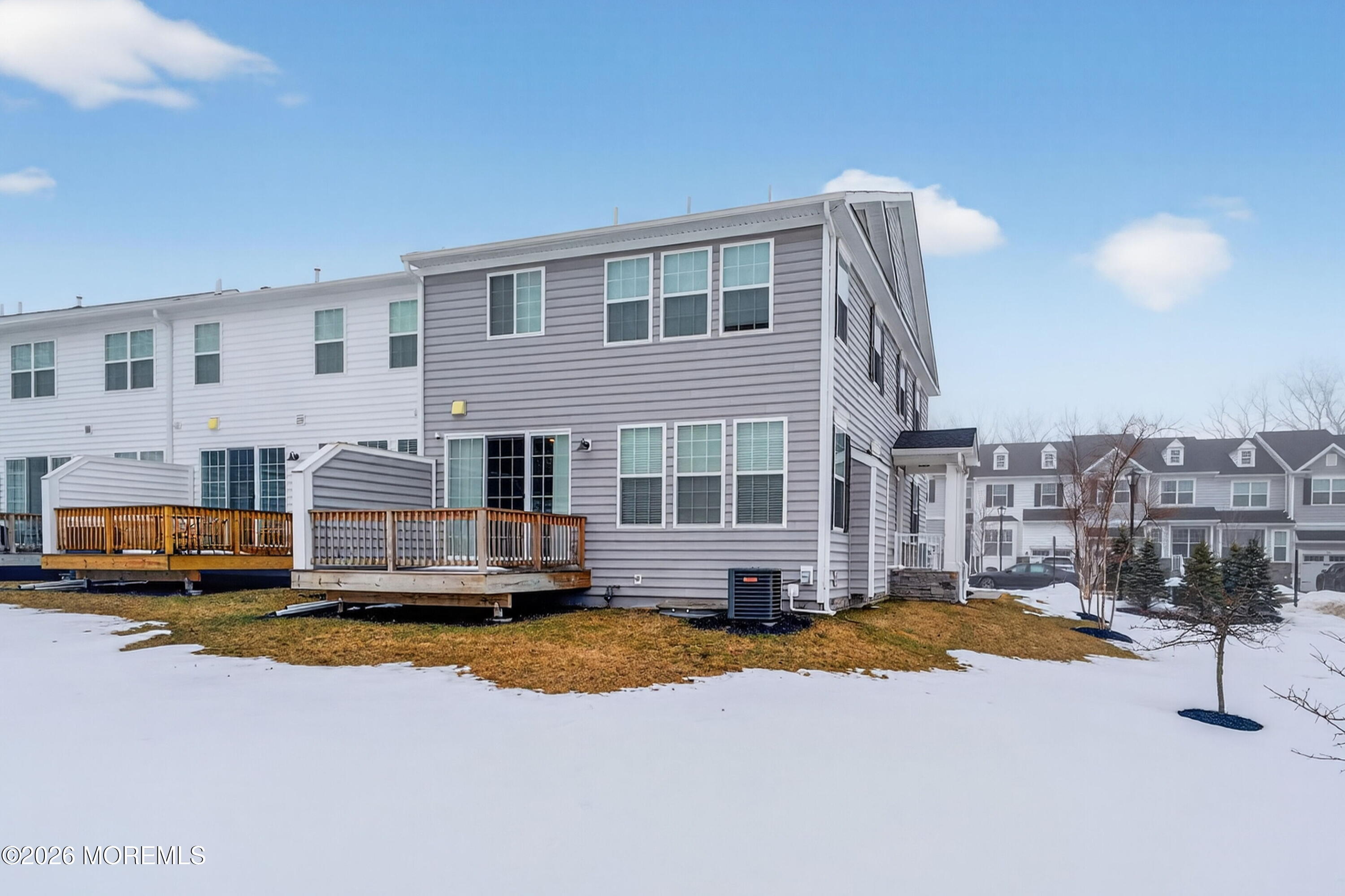 3443 Glen Oaks Lane
