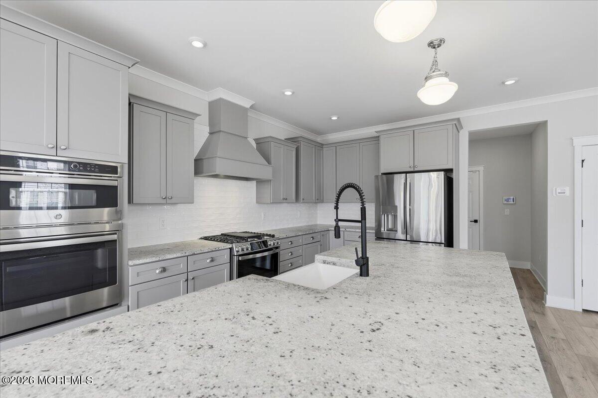 3443 Glen Oaks Lane