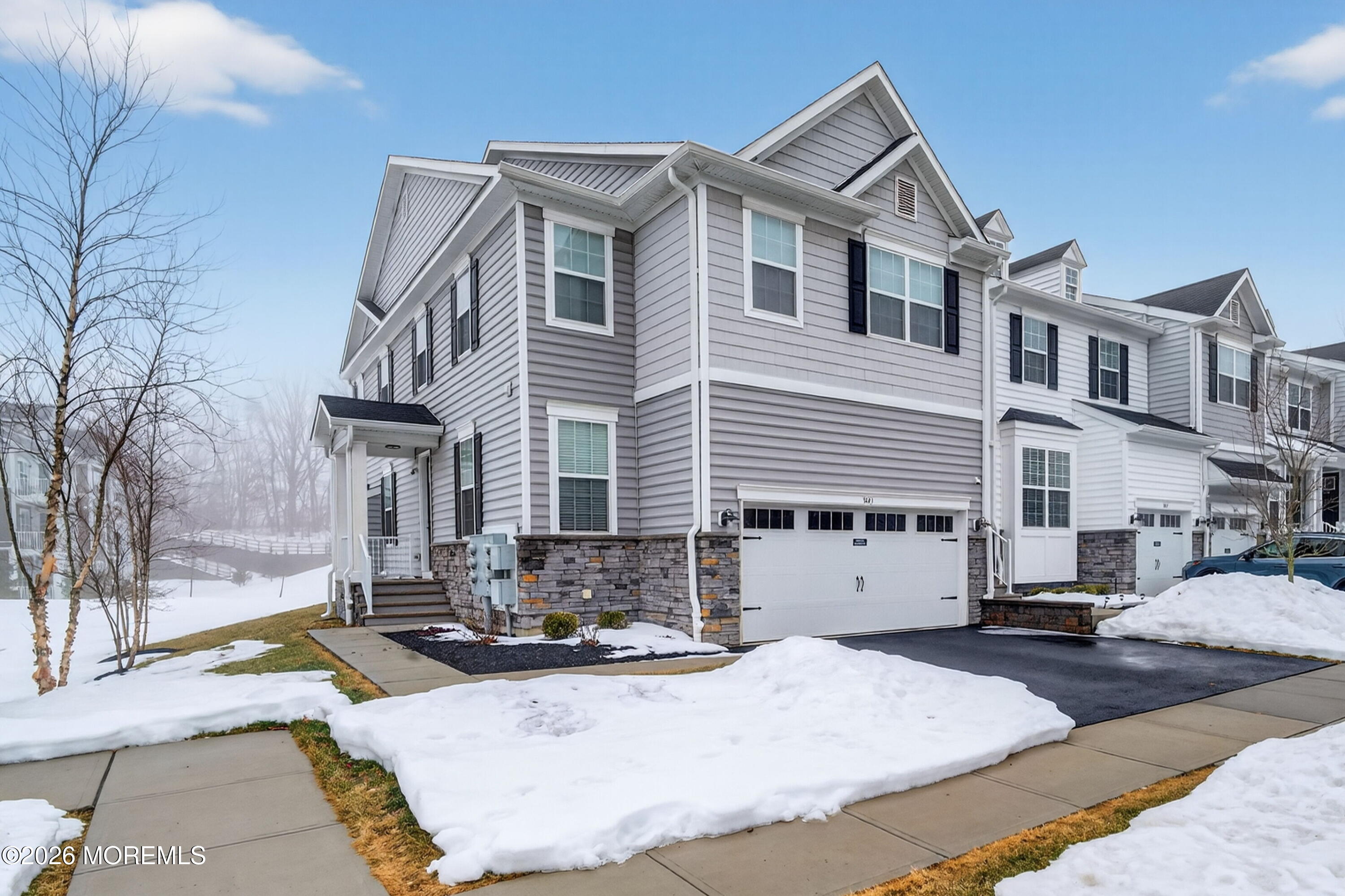3443 Glen Oaks Lane