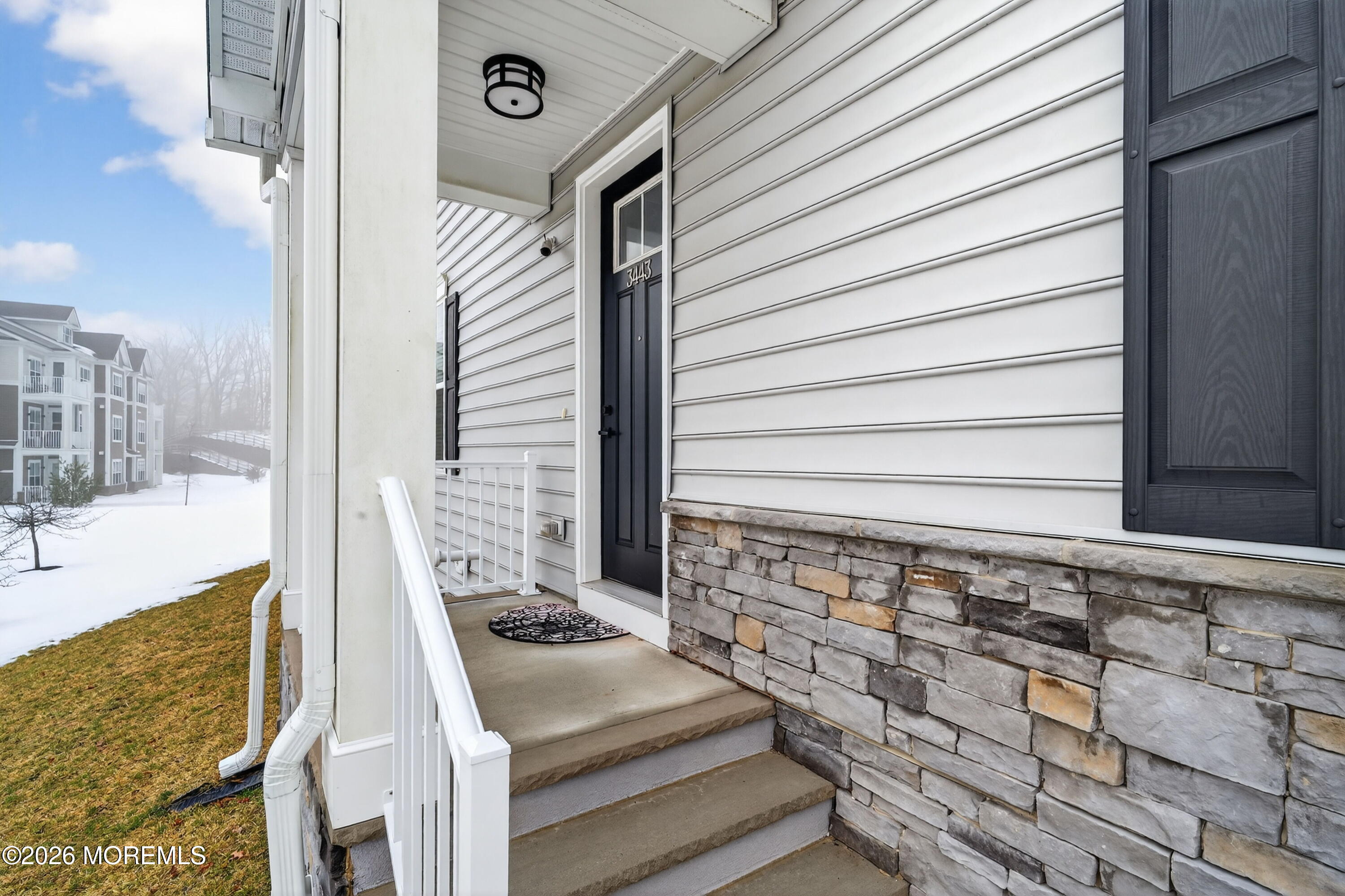 3443 Glen Oaks Lane