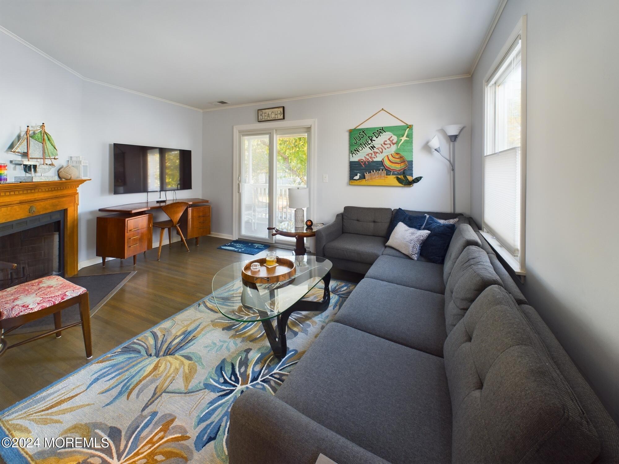 107 Brinley Avenue 9