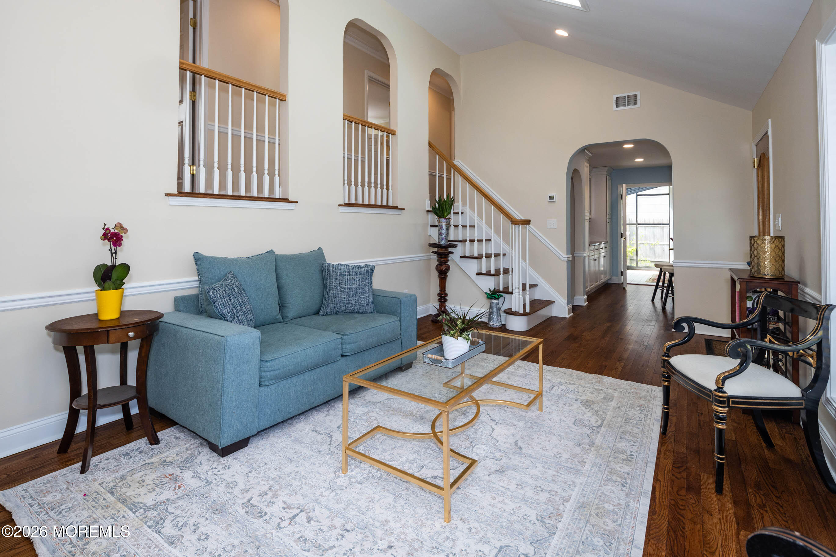 4 Woodland Road