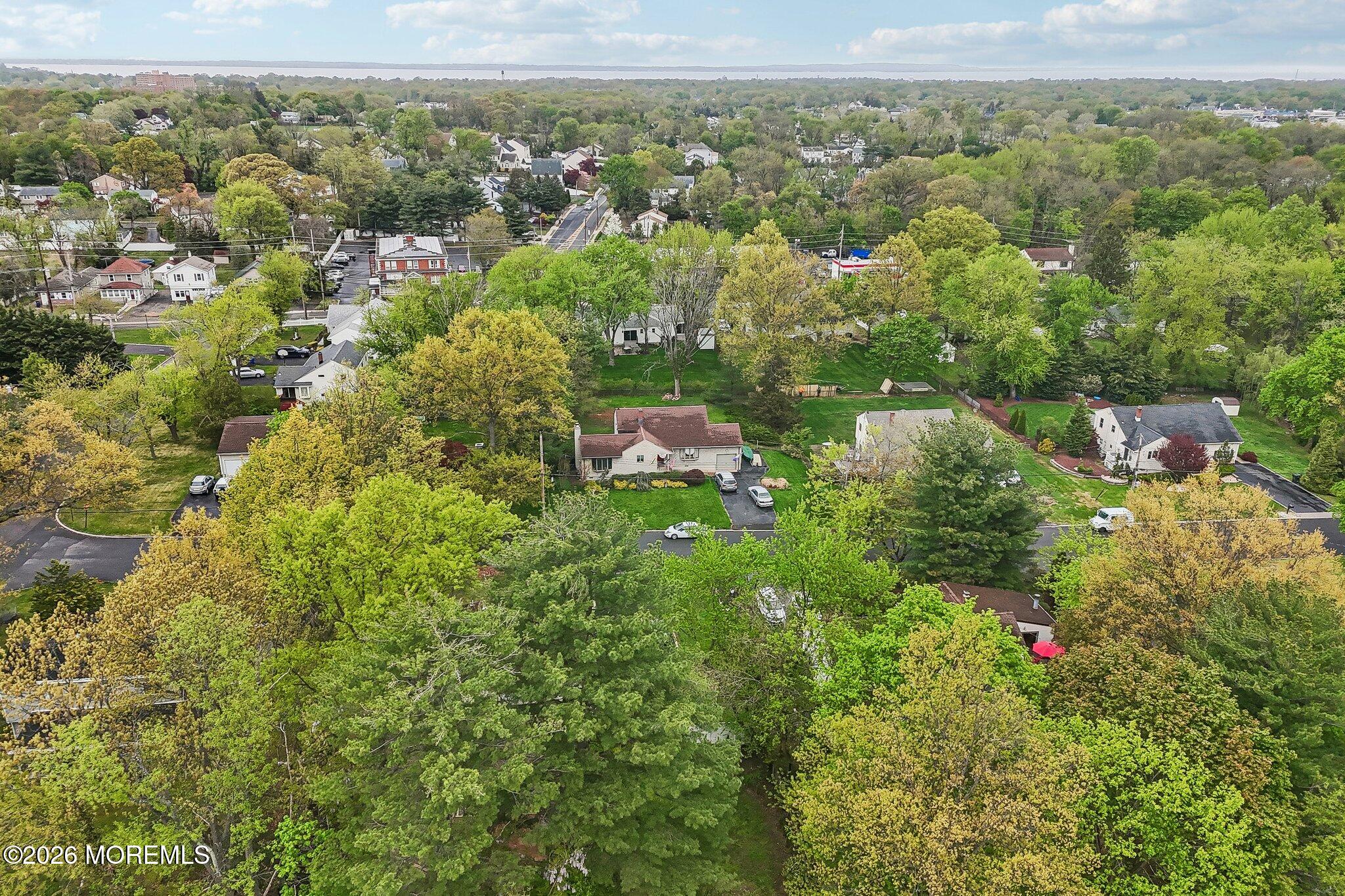 4 Woodland Road