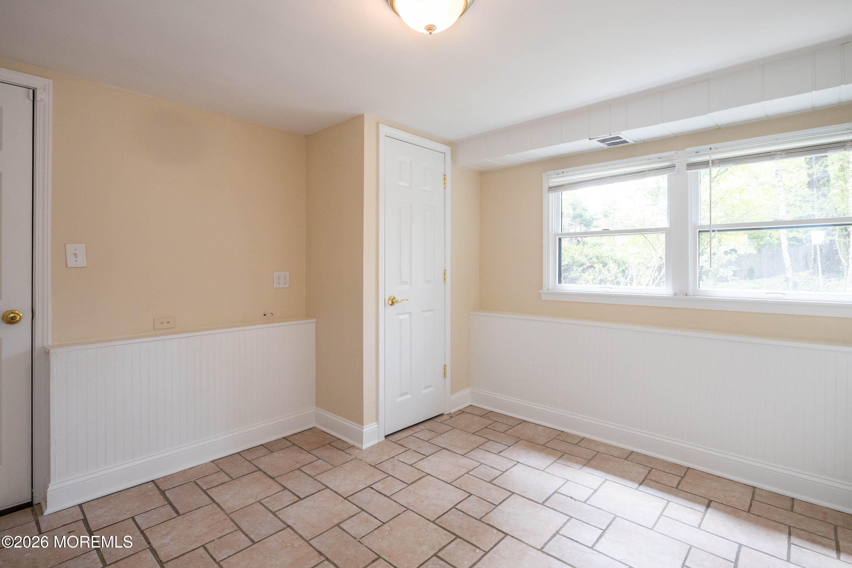 4 Woodland Road