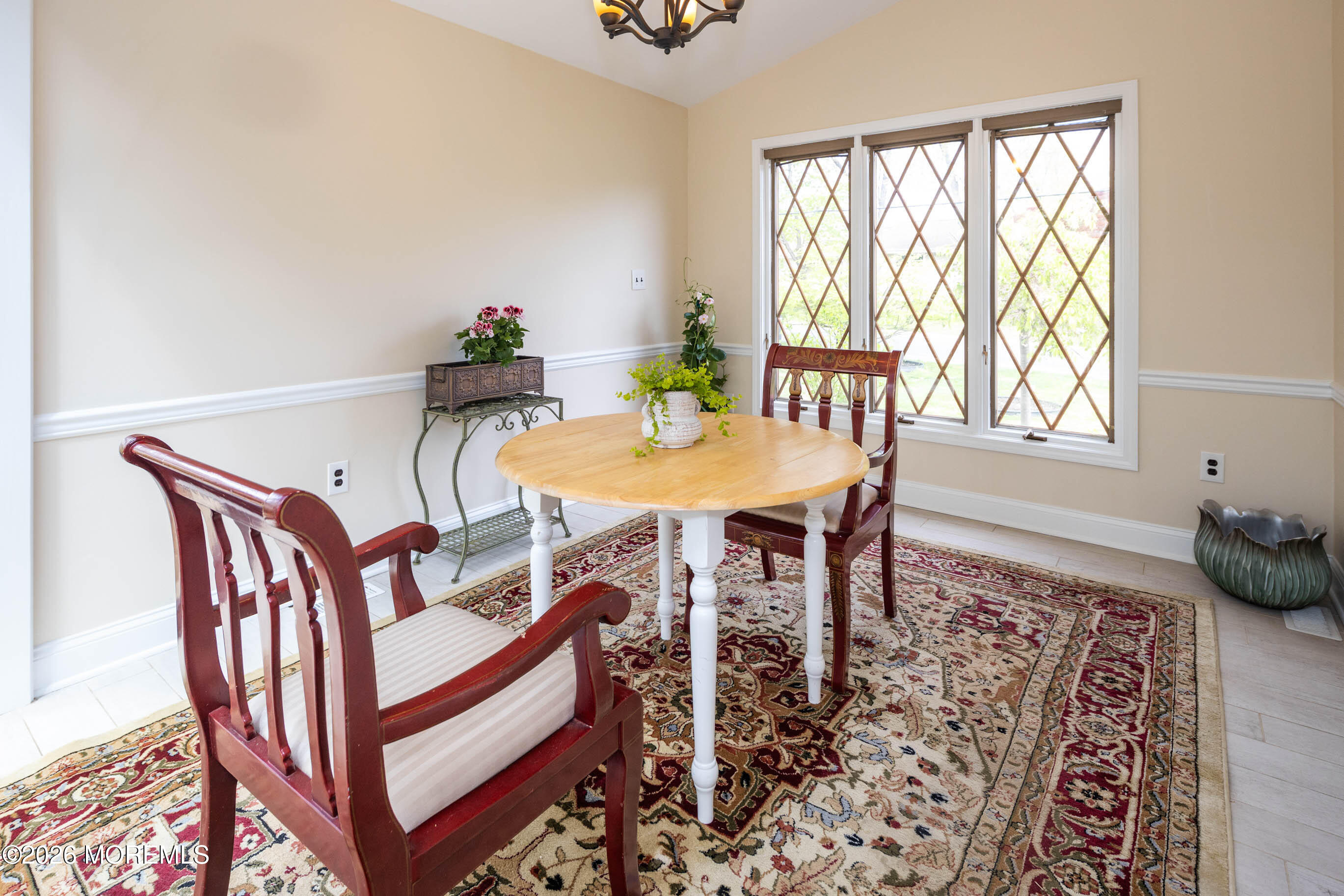 4 Woodland Road