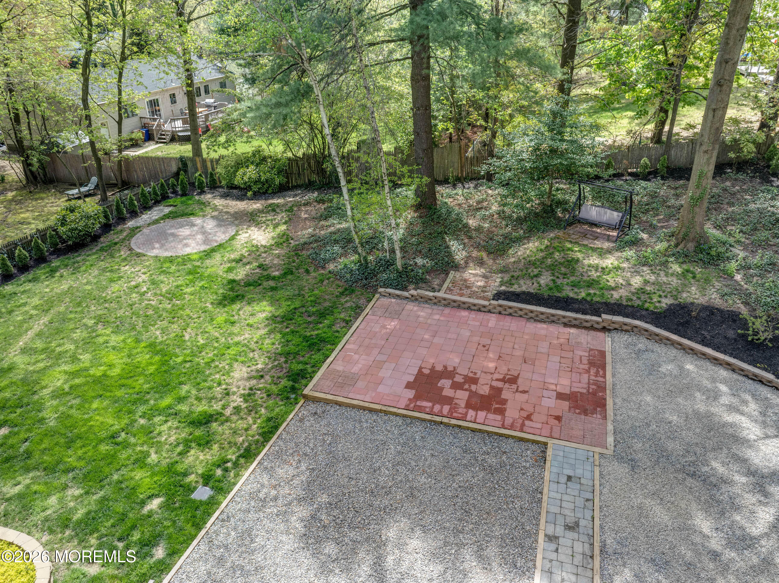 4 Woodland Road