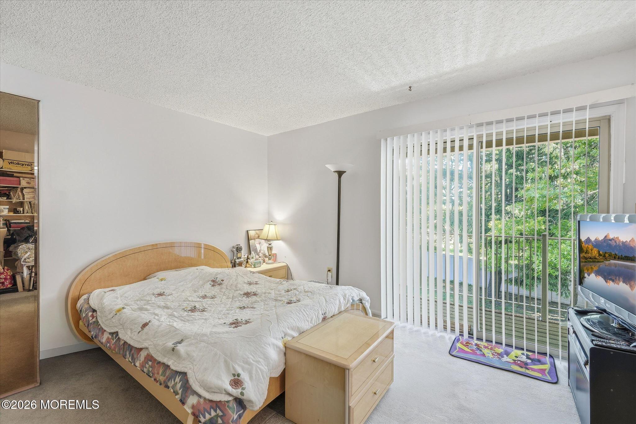 8 Stuart Drive 4