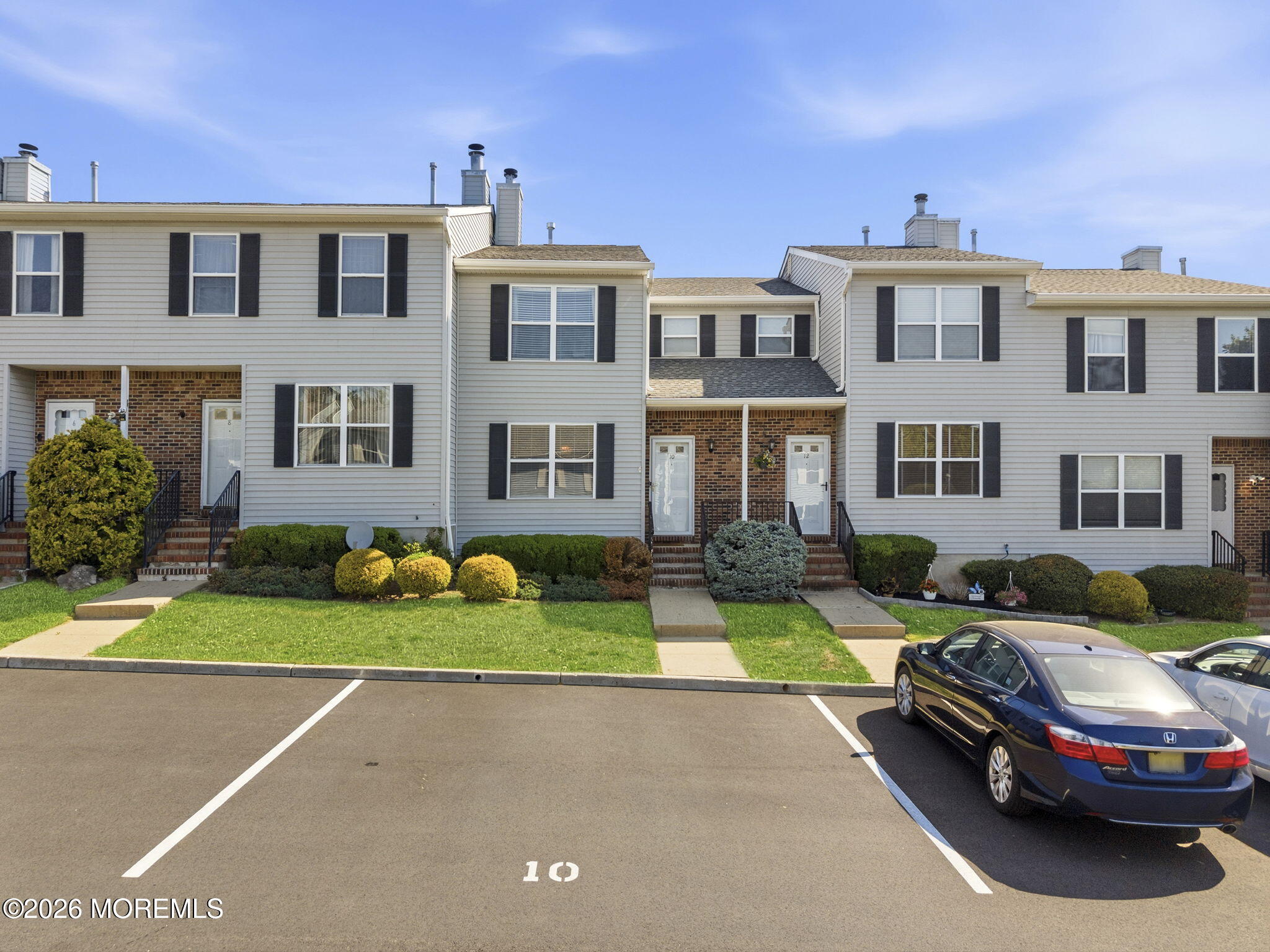10 Peachtree Lane 303