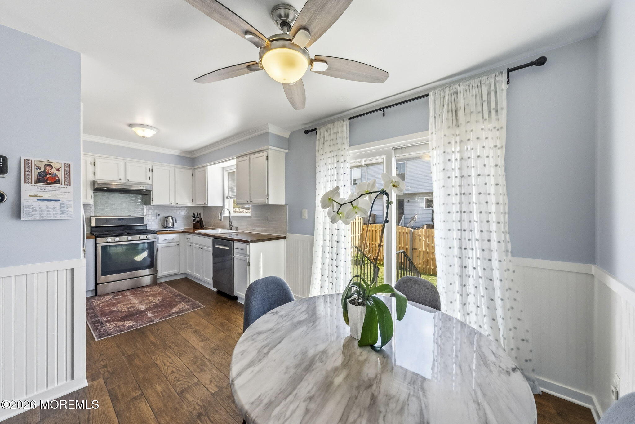 10 Peachtree Lane 303
