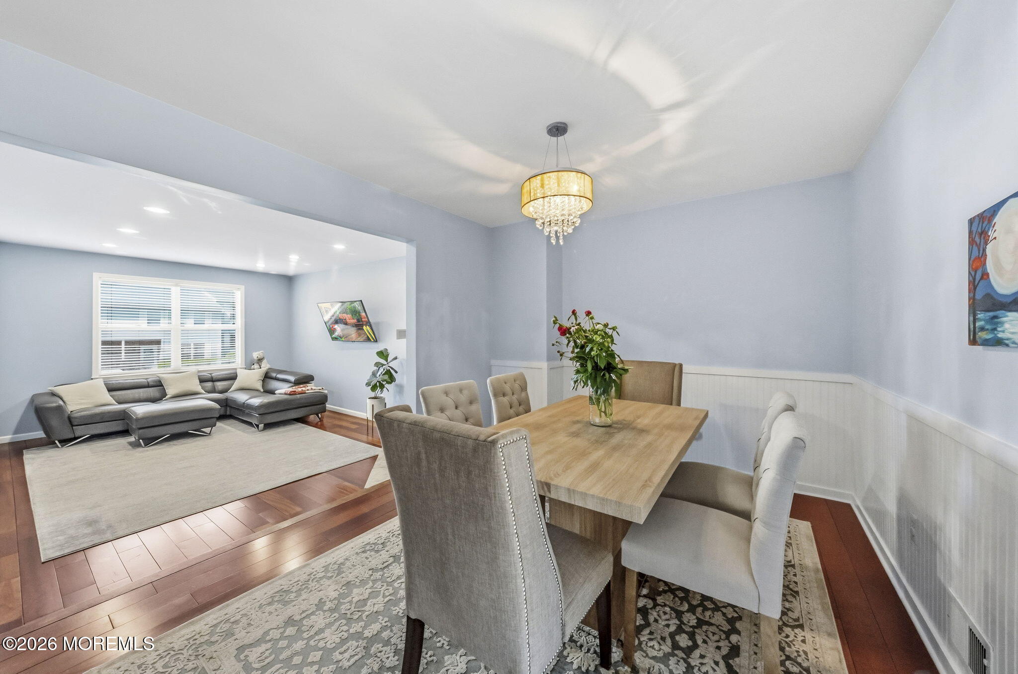 10 Peachtree Lane 303