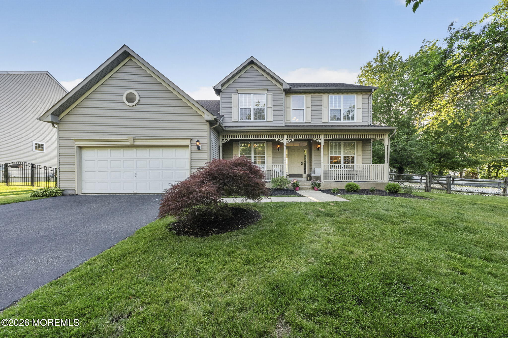 2 Stonehedge Drive